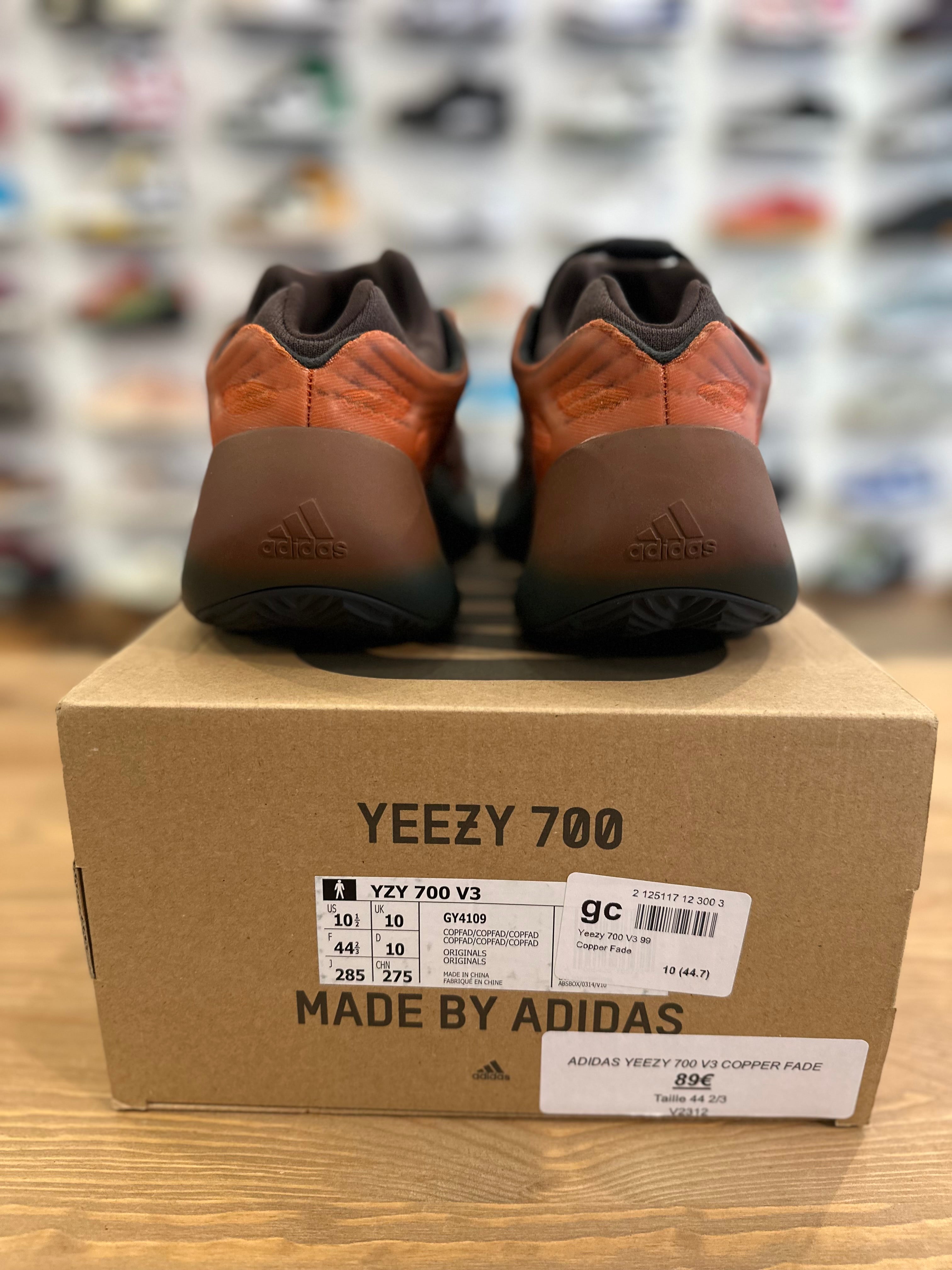 Adidas Yeezy 700 v3 Copper fade ( taille 44 2/3 )