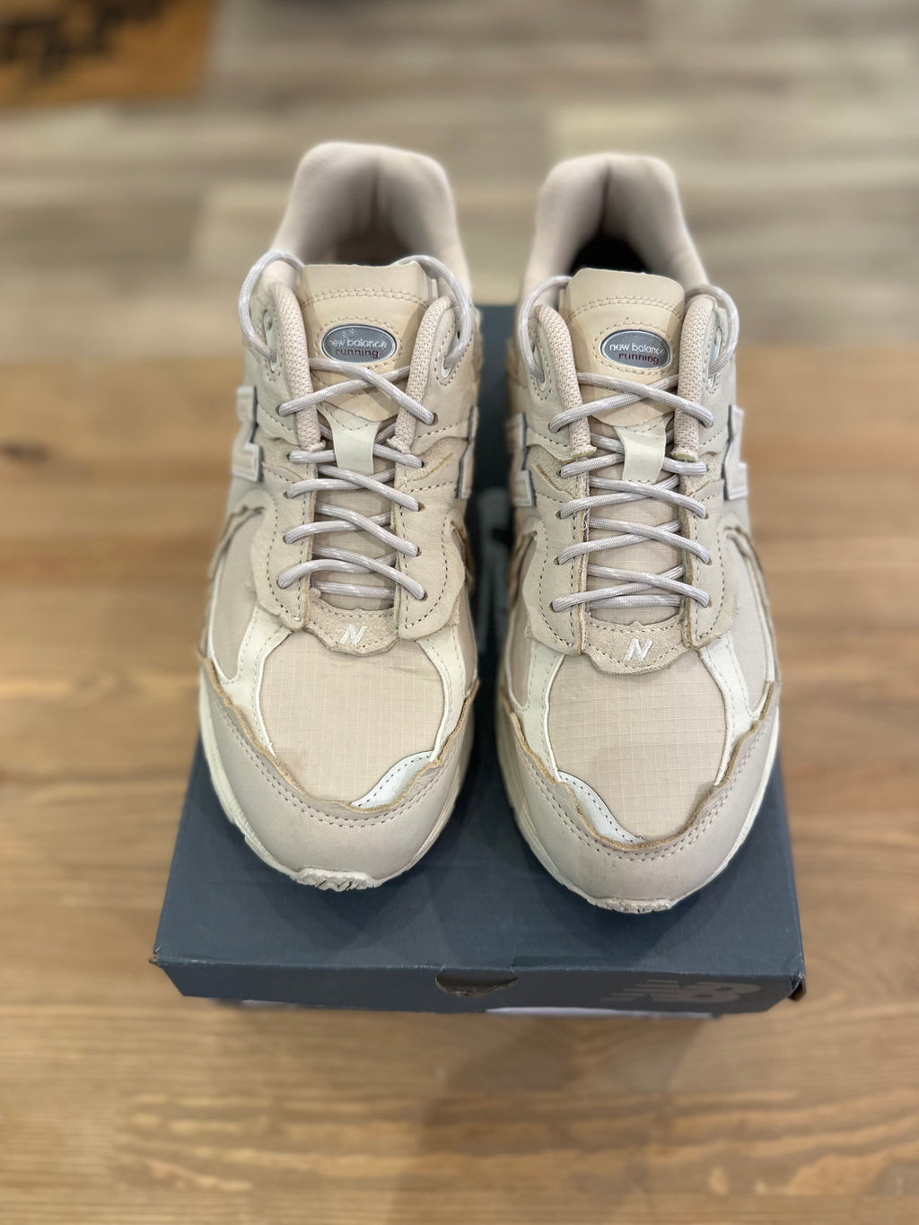 New balance 2002R protection pack sandstone turtledove ( taille 44 )