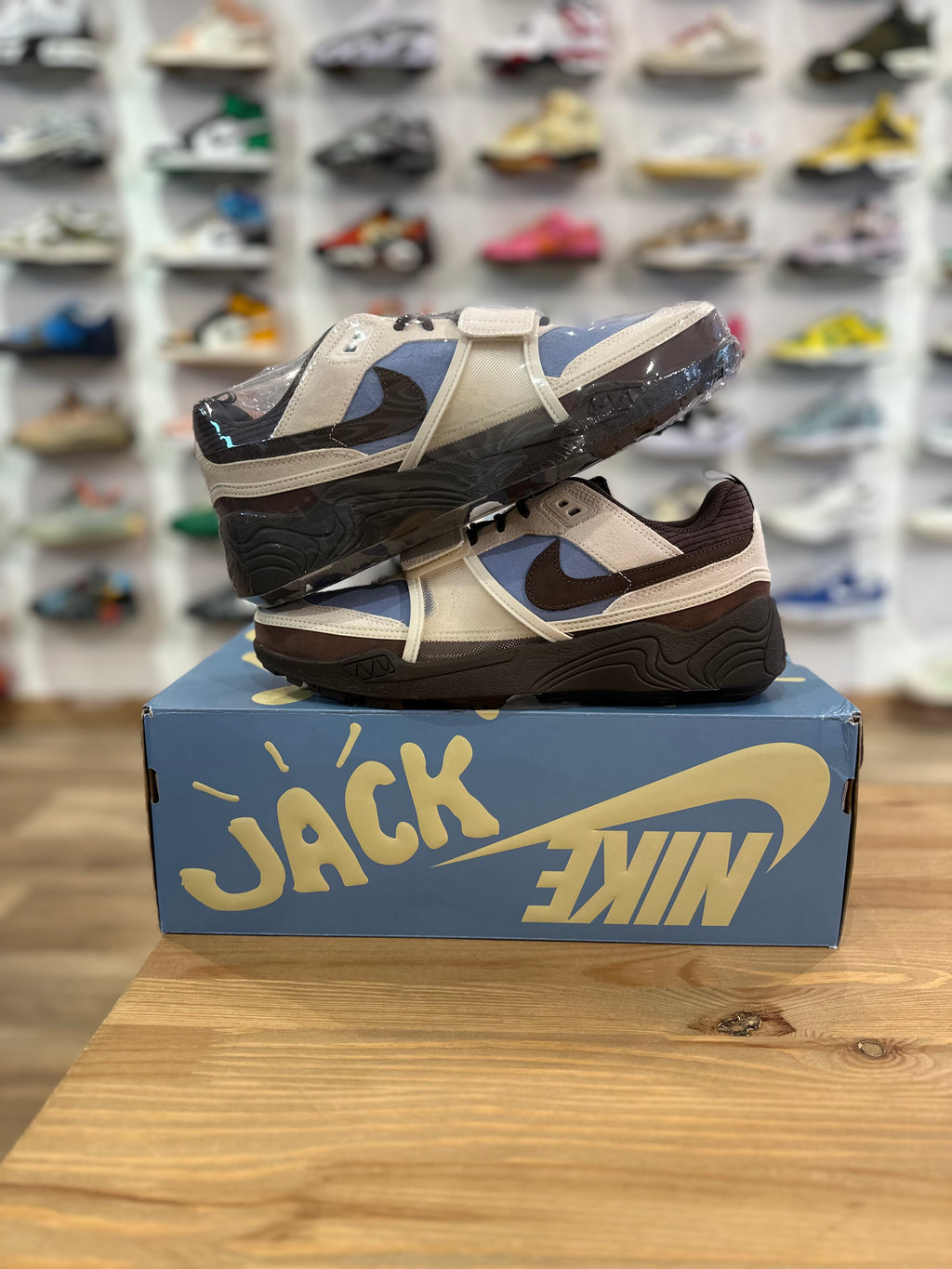 Nike zoom field jaxx Travis Scott ( taille 44 )