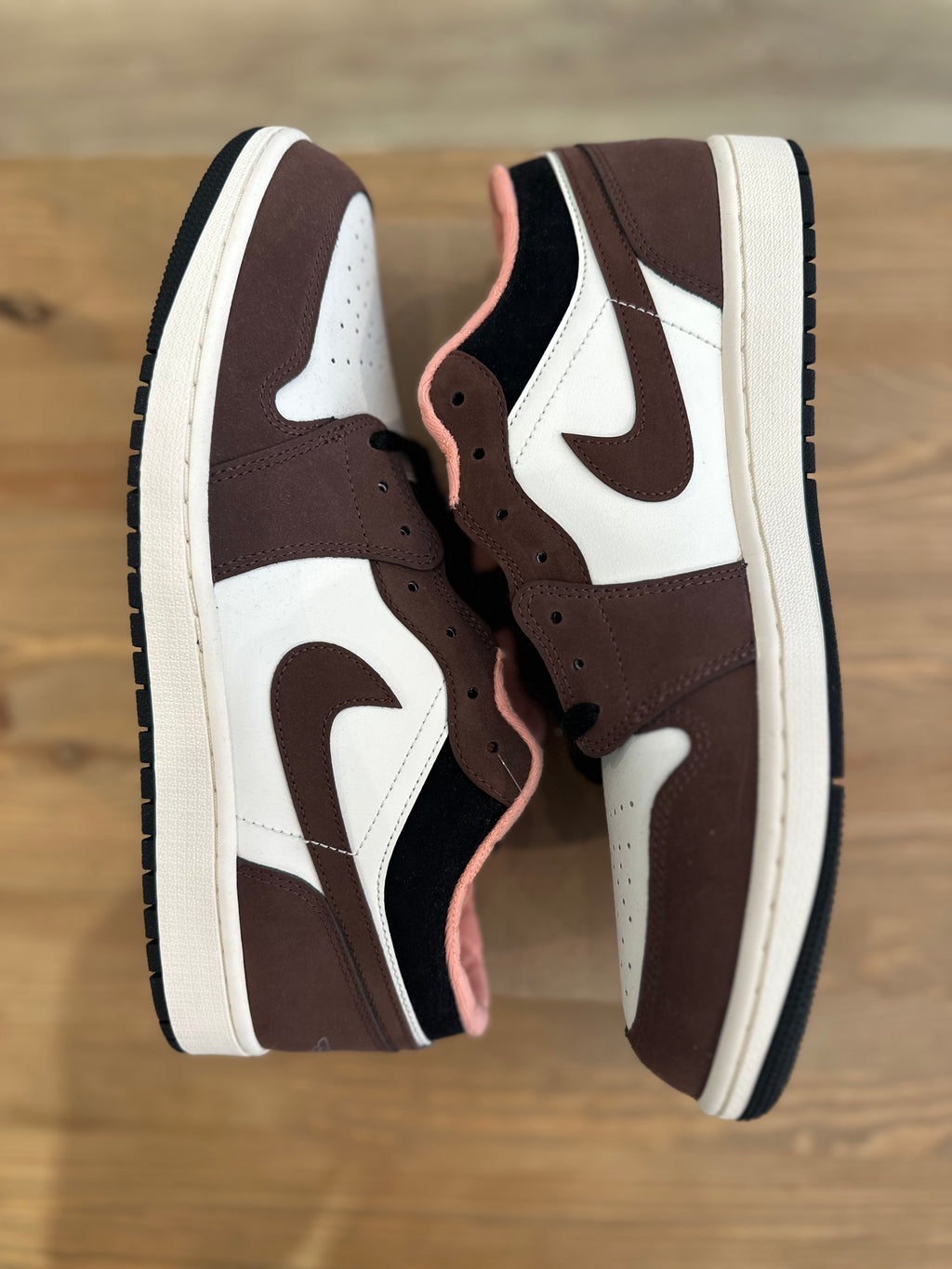Nike Jordan 1 low se mocha ( taille 47,5 )