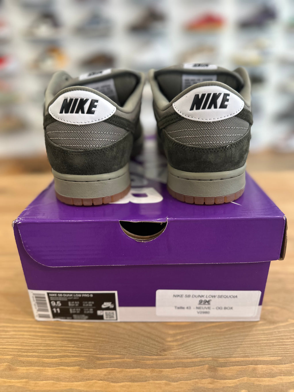Nike sb dunk low séquoia ( taille 43 )