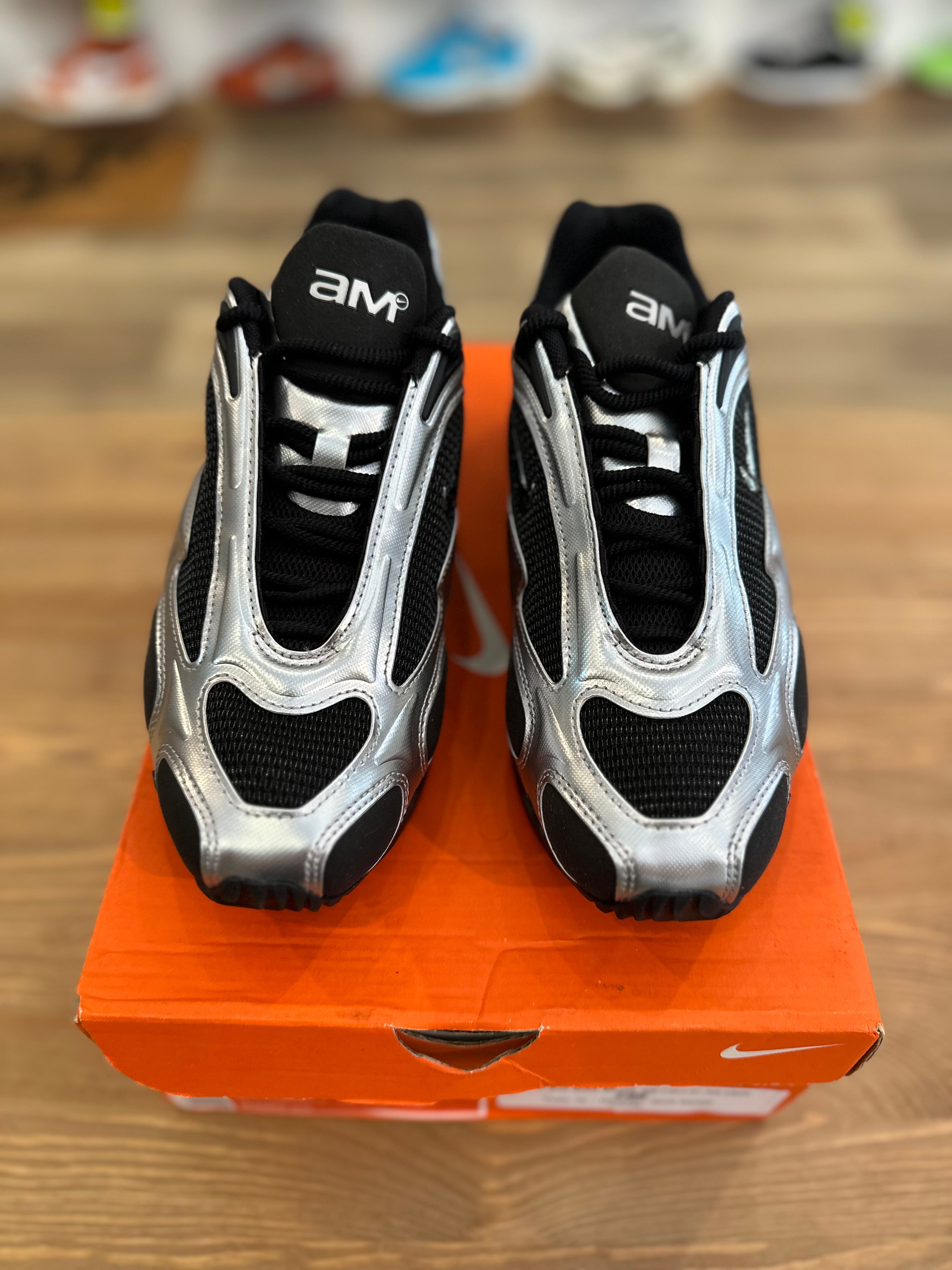 Nike air Max muse metallic Silver ( taille 39 )