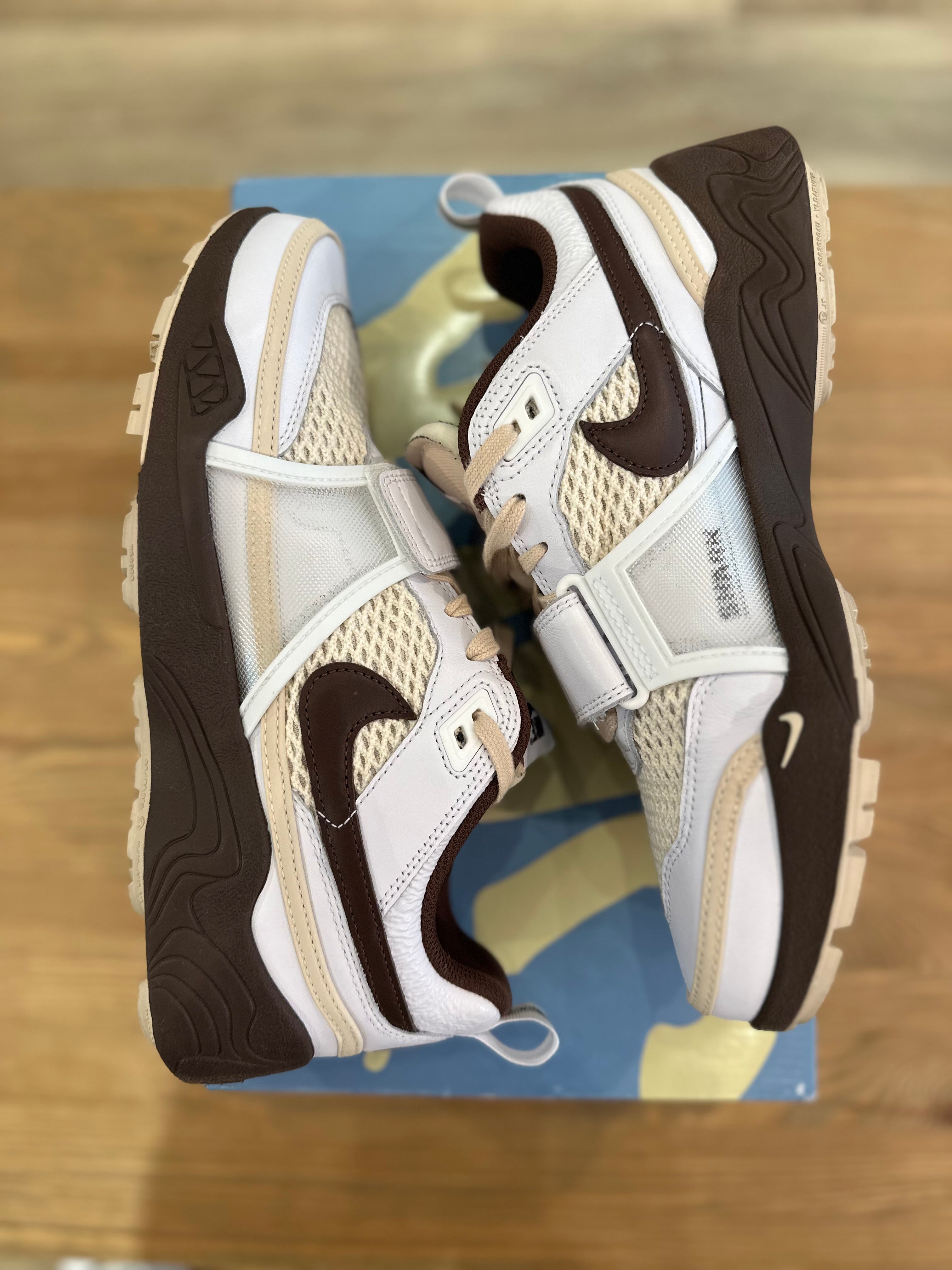 Nike zoom field jaxx Travis Scott light chocolate ( taille 44,5 )