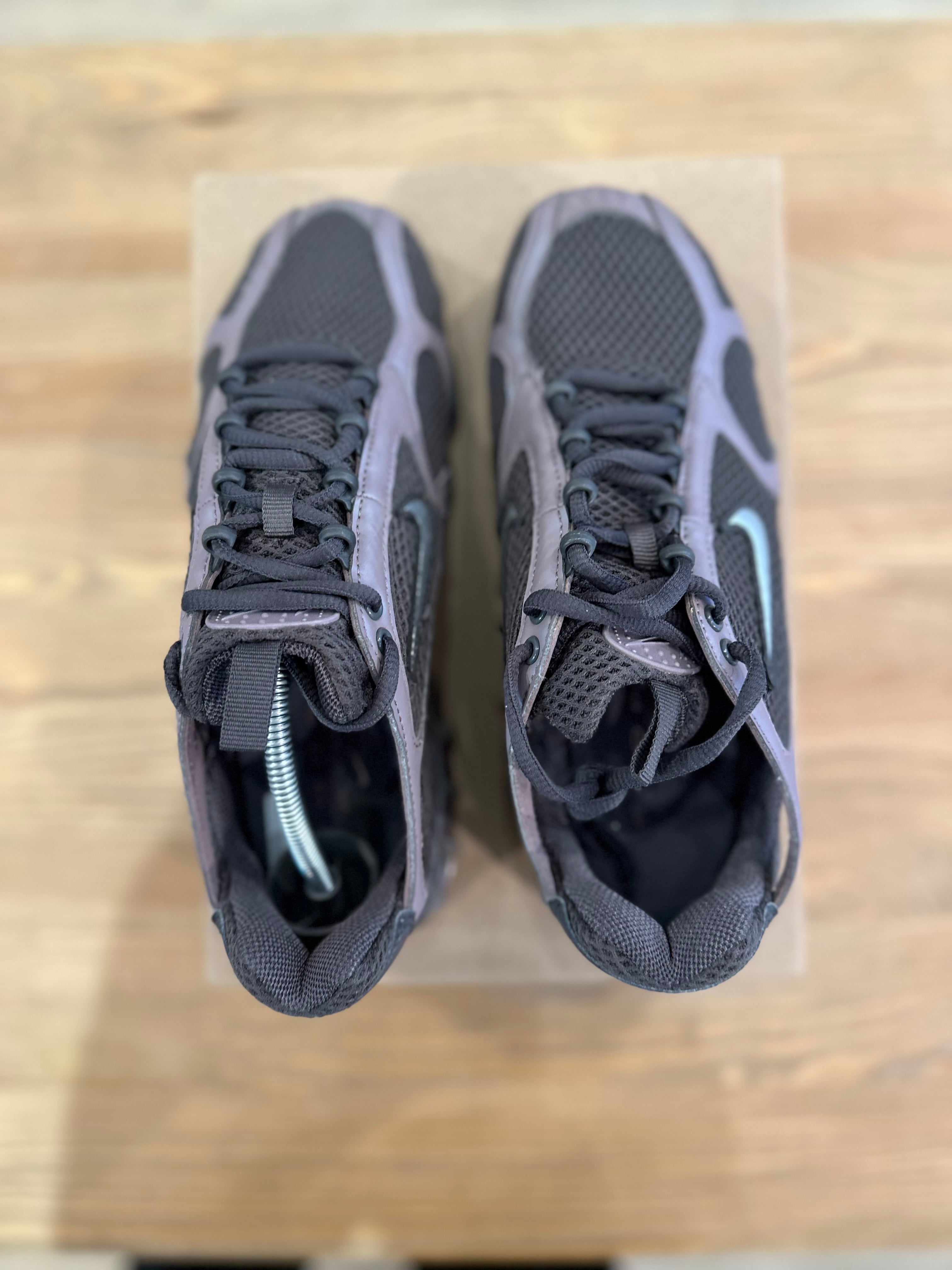 Nike air zoom spiridon cage 2 médium ( taille 40 )