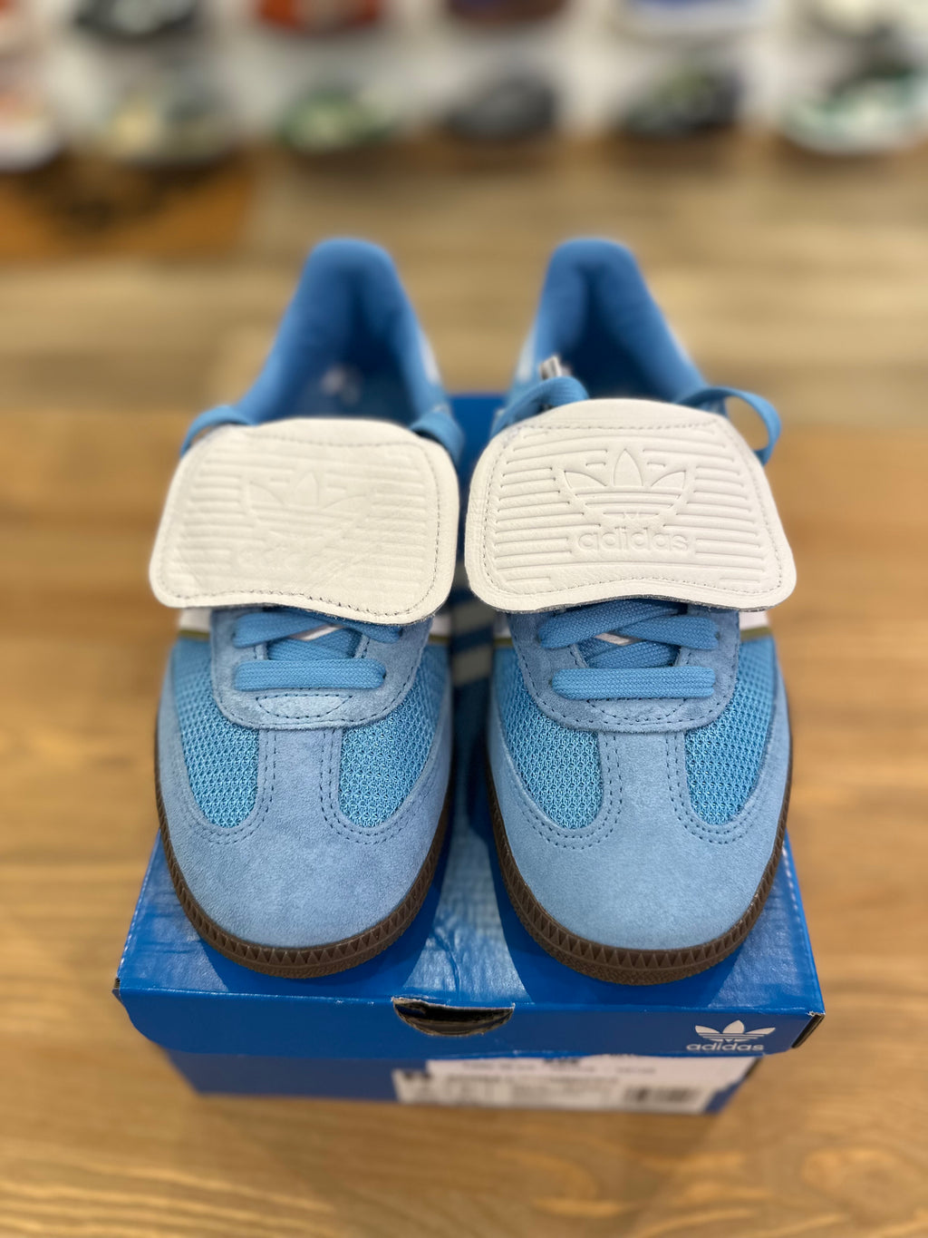Adidas samba lt blue ( taille 38 2/3 )
