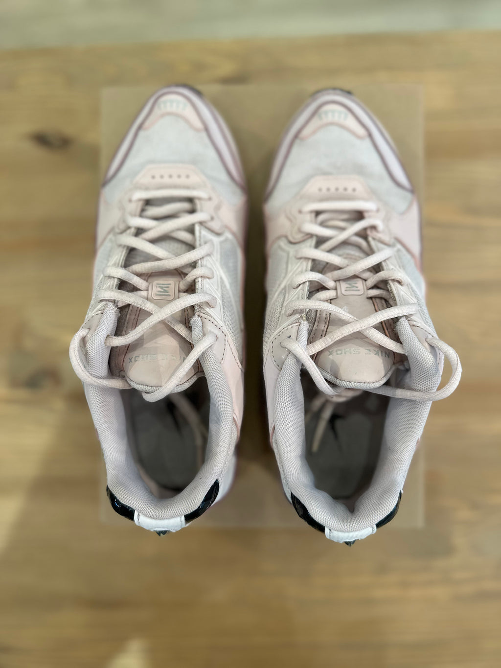 Nike shox enigma 9000 pink