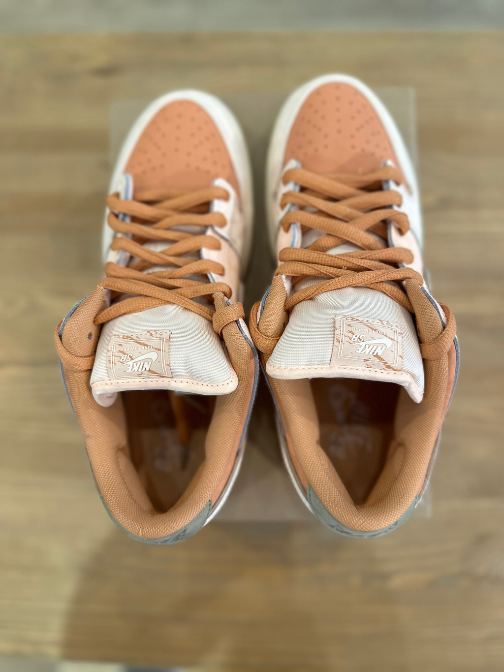 Nike sb dunk low Trocadéro gardens ( taille 44 )
