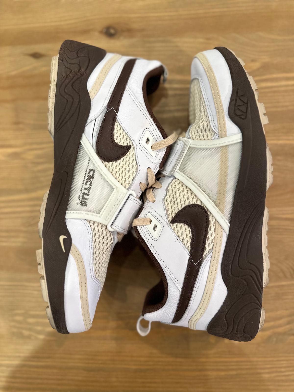 Nike zoom field jaxx Travis Scott chocolate ( taille 46 )