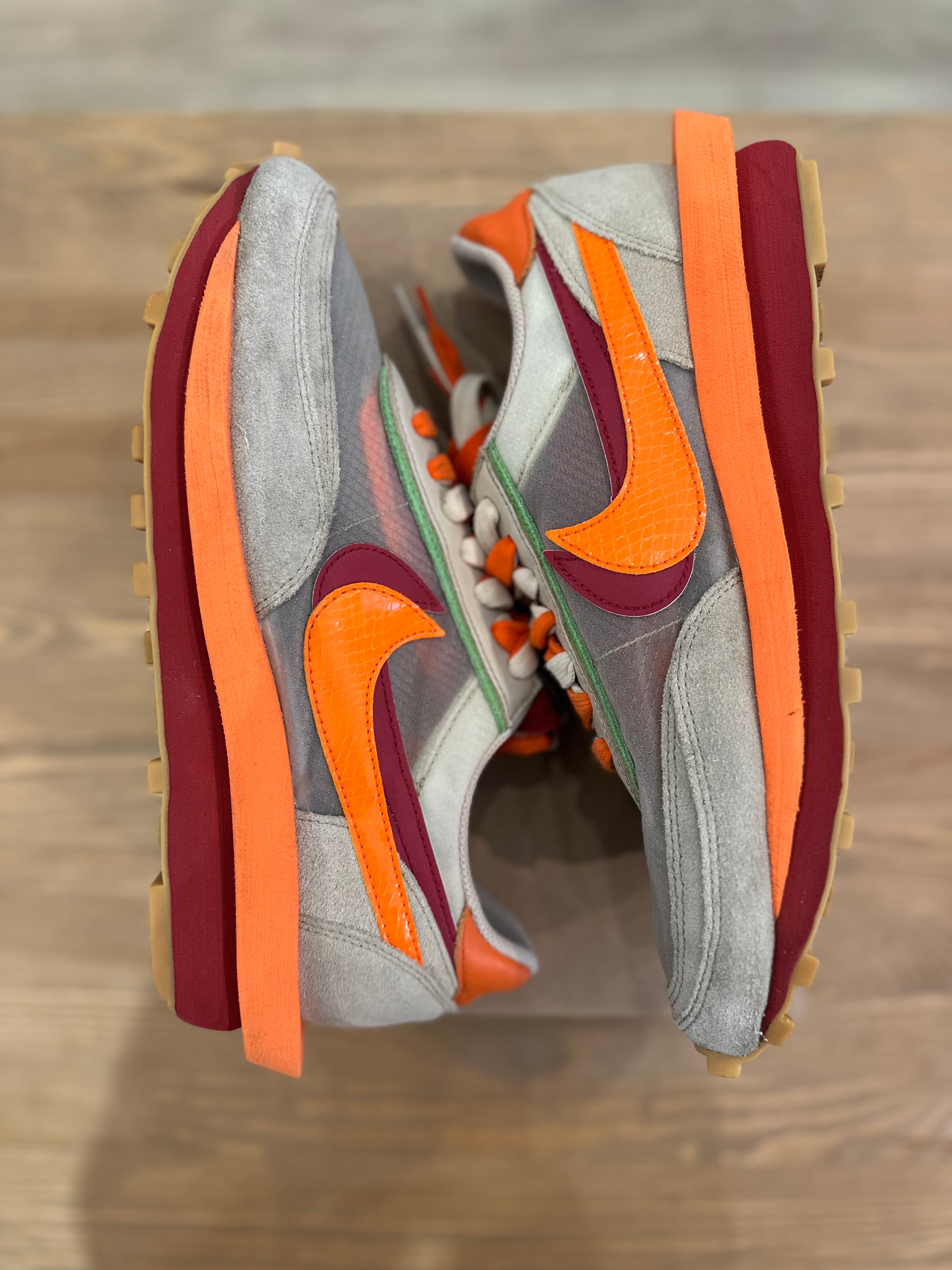 Nike ldwaffle sacai clot orange ( taille 44 )