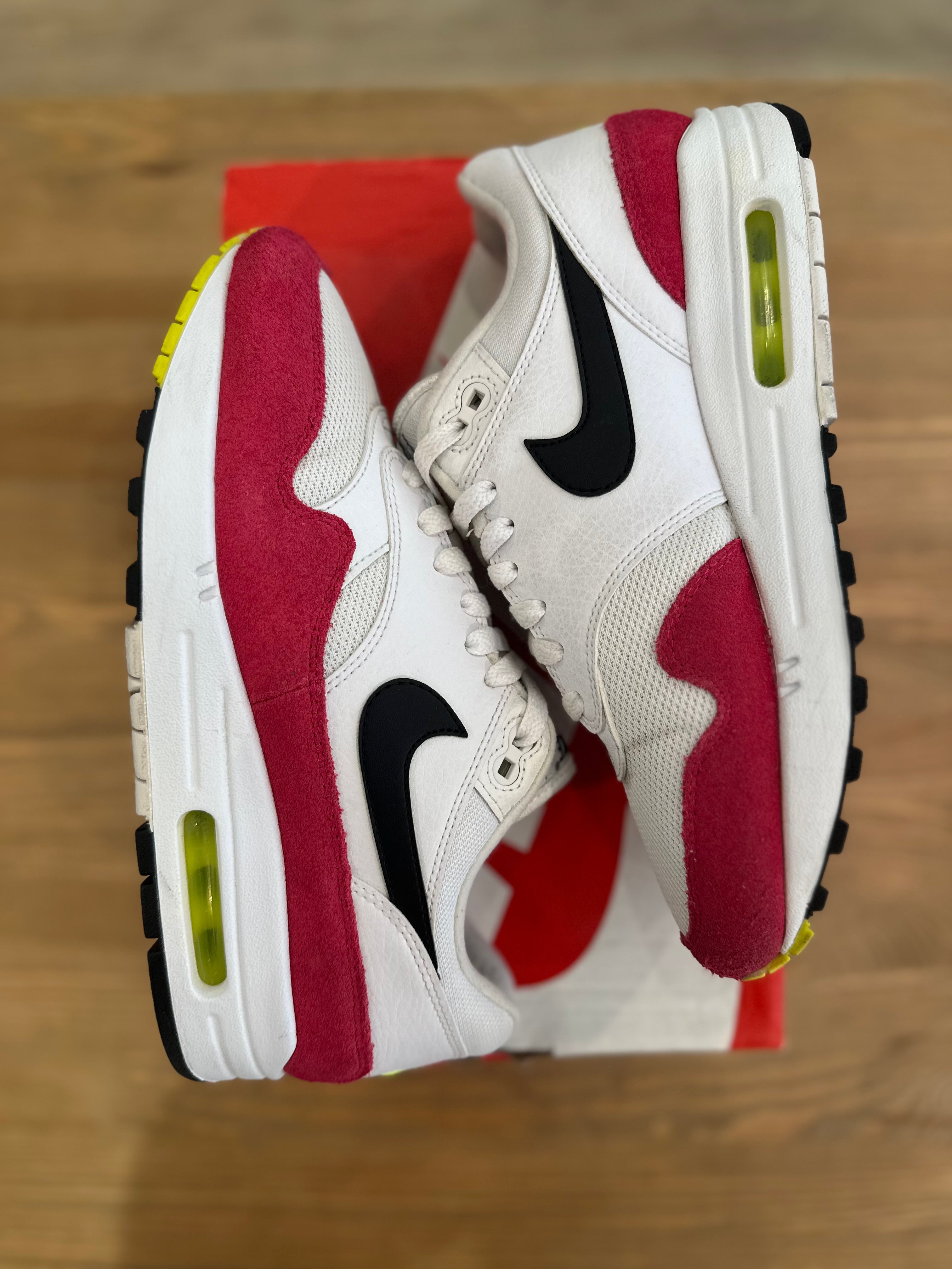 Nike air Max 1 rush pink ( taille 40,5 )