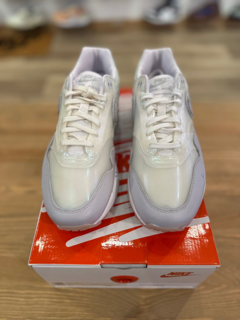 Nike air Max 1 SNKRS day ( taille 40,5 )