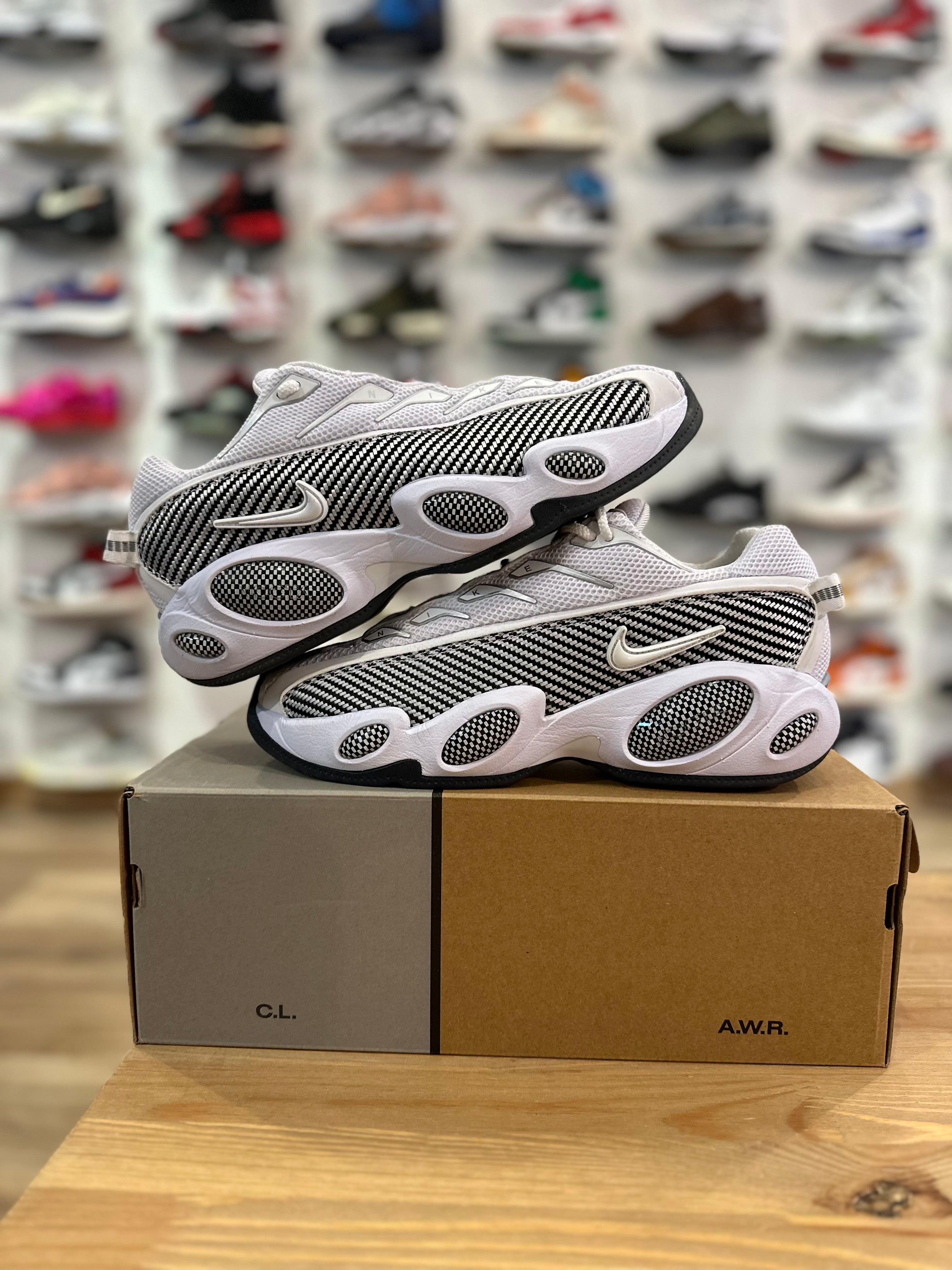 Nike nocta glide White black ( taille 42 )