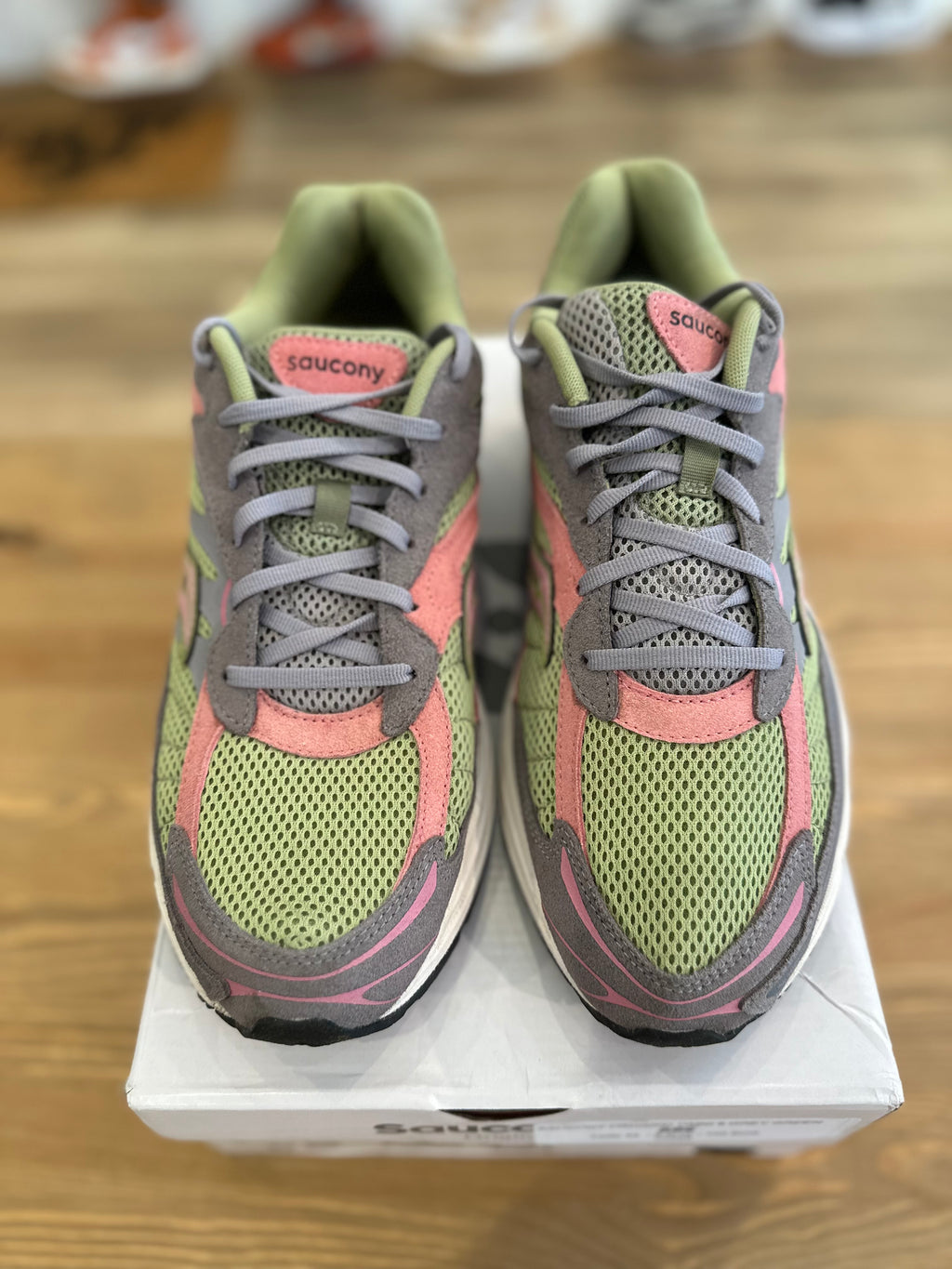 Saucony progrid omni 9 grey Green ( taille 45 )