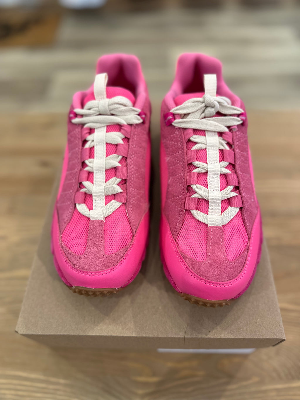 Nike air humara jacquemus pink ( taille 37,5 )