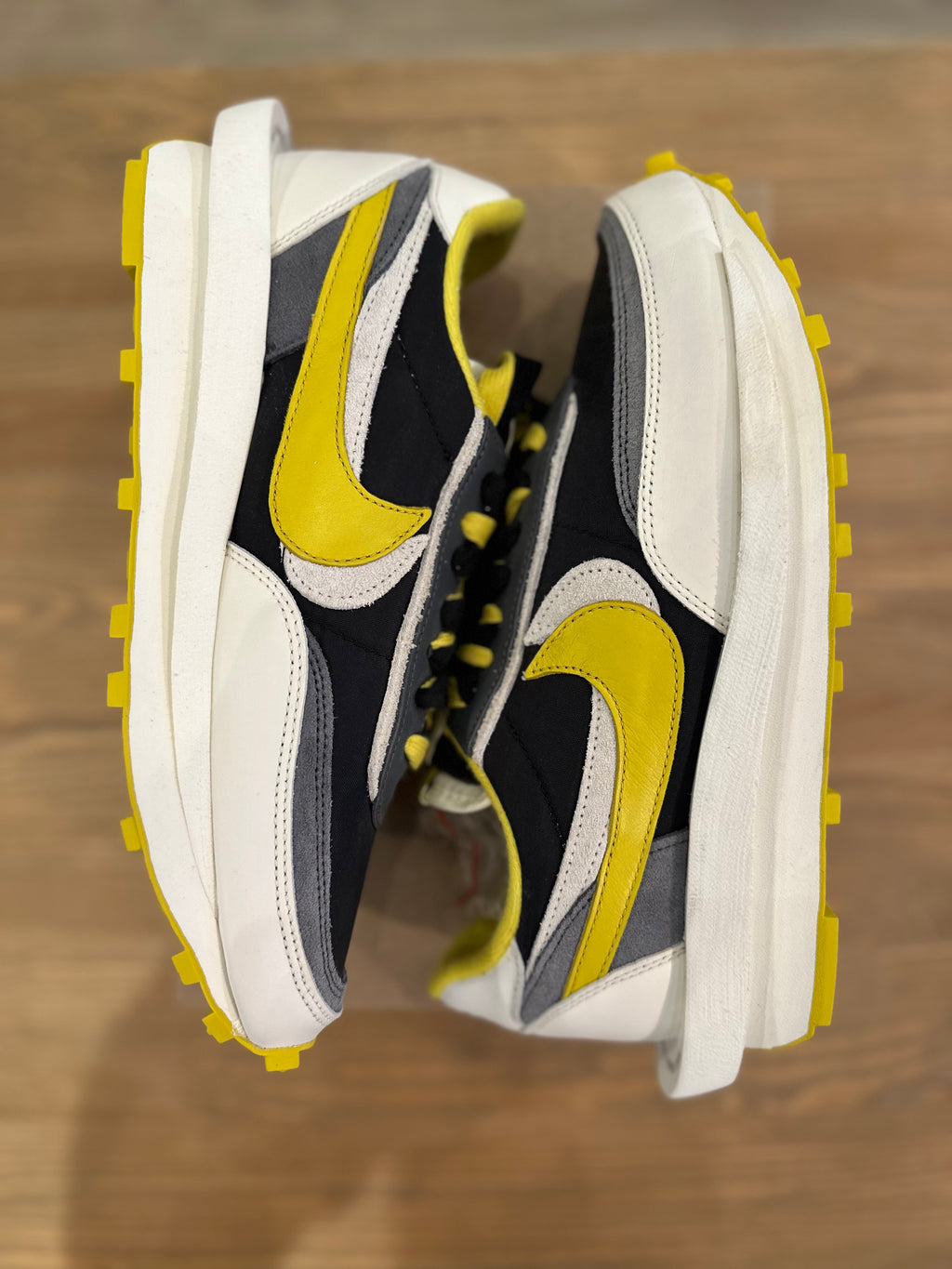 Nike ldwaffle sacai undercover bright yellow ( taille 43 )