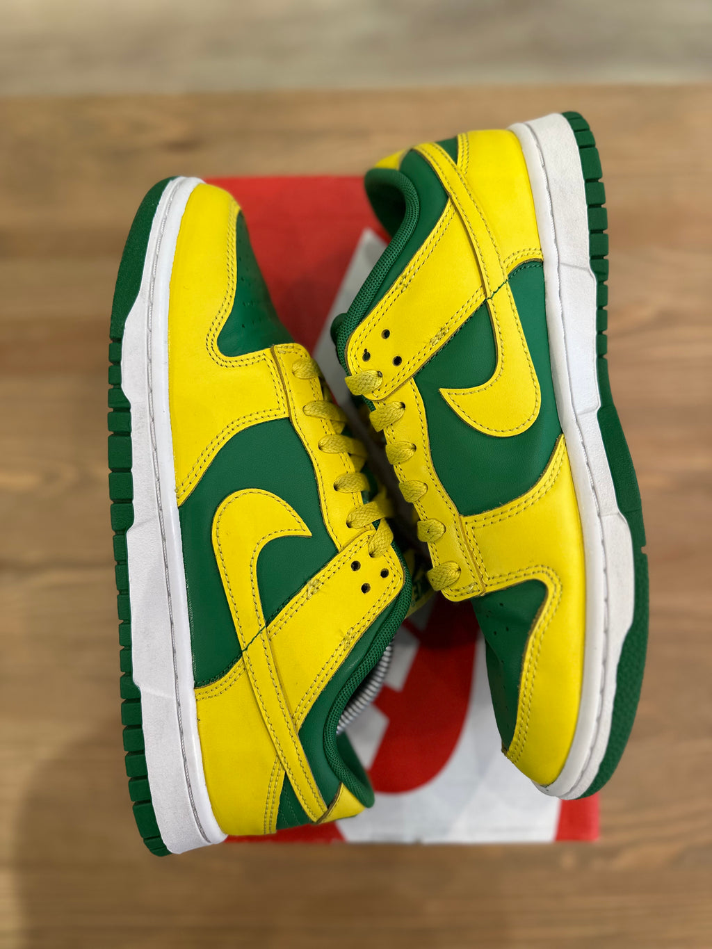 Nike dunk low reverse brazil ( taille 41 )