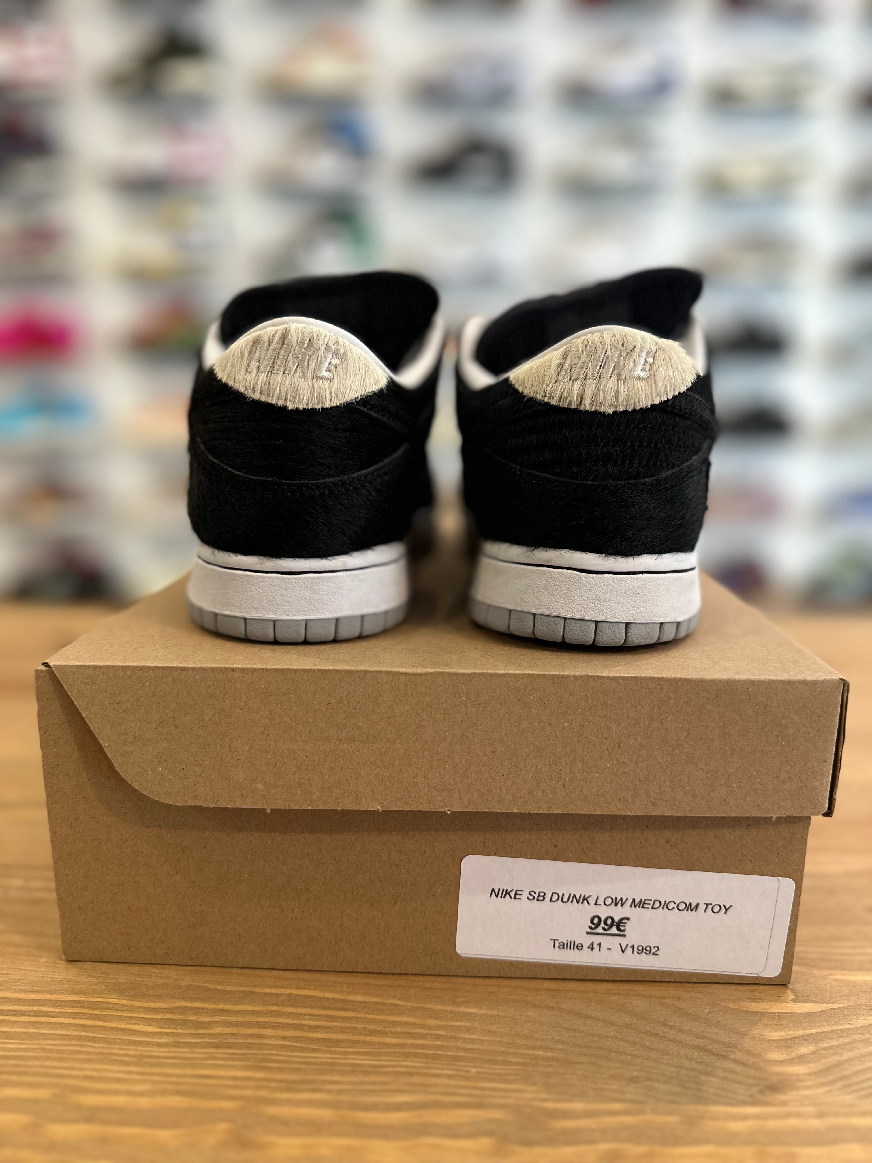 Nike sb dunk low médical toy