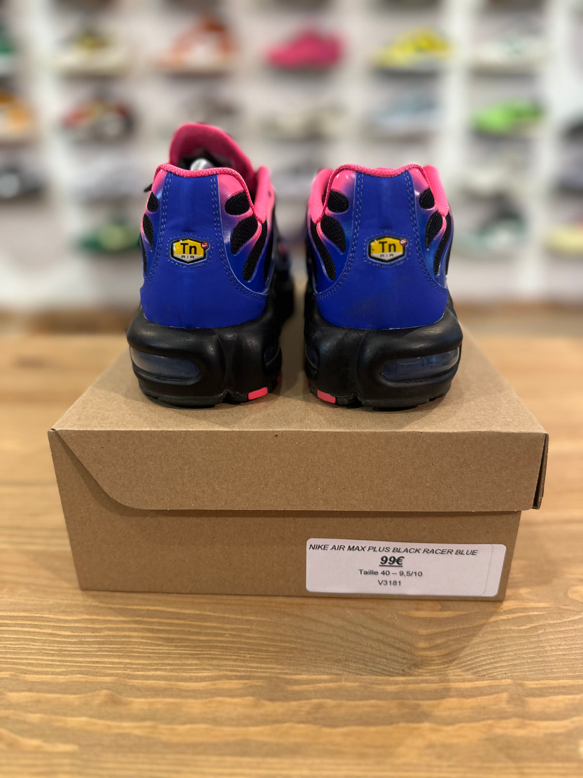 Nike air Max plus black racer blue hyper pink ( taille 40 )