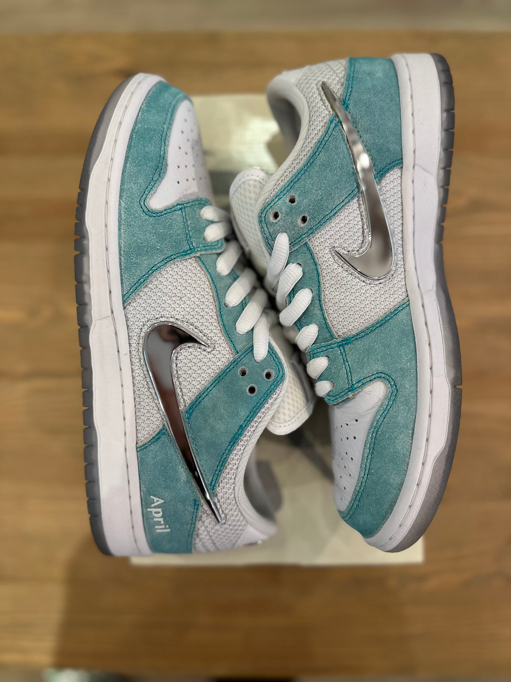 Nike sb dunk low April ( taille 42,5 )