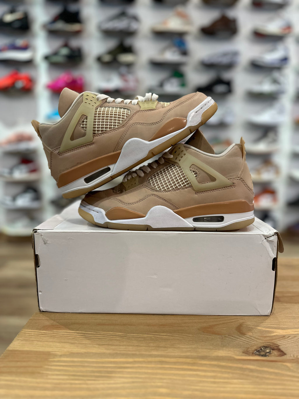Nike Jordan 4 rétro shimmer ( taille 40 )