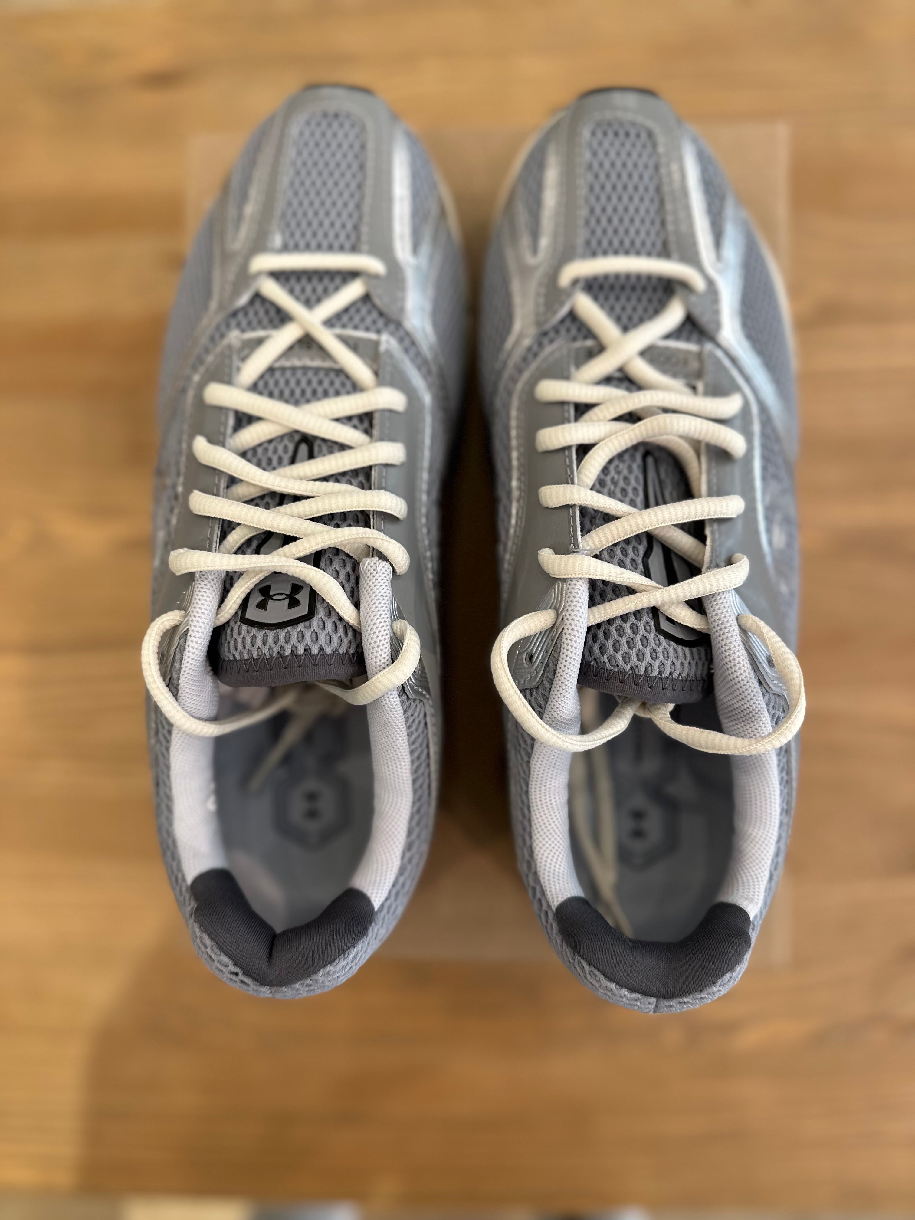 Under armor apparition Steel ( taille 42,5 )