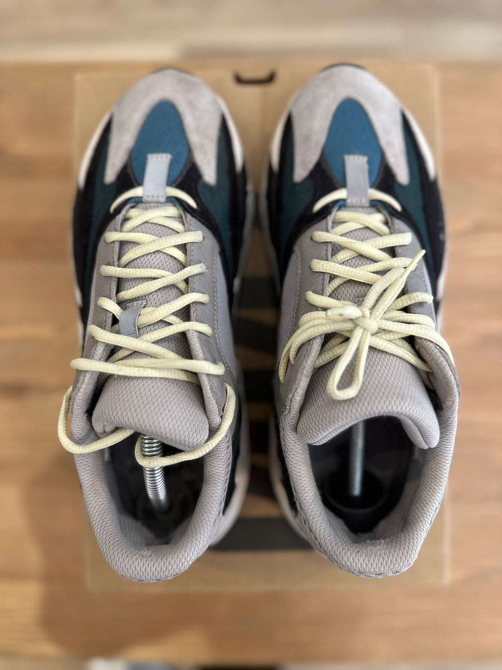 Adidas Yeezy 700 wave runner ( taille 44 2/3 )
