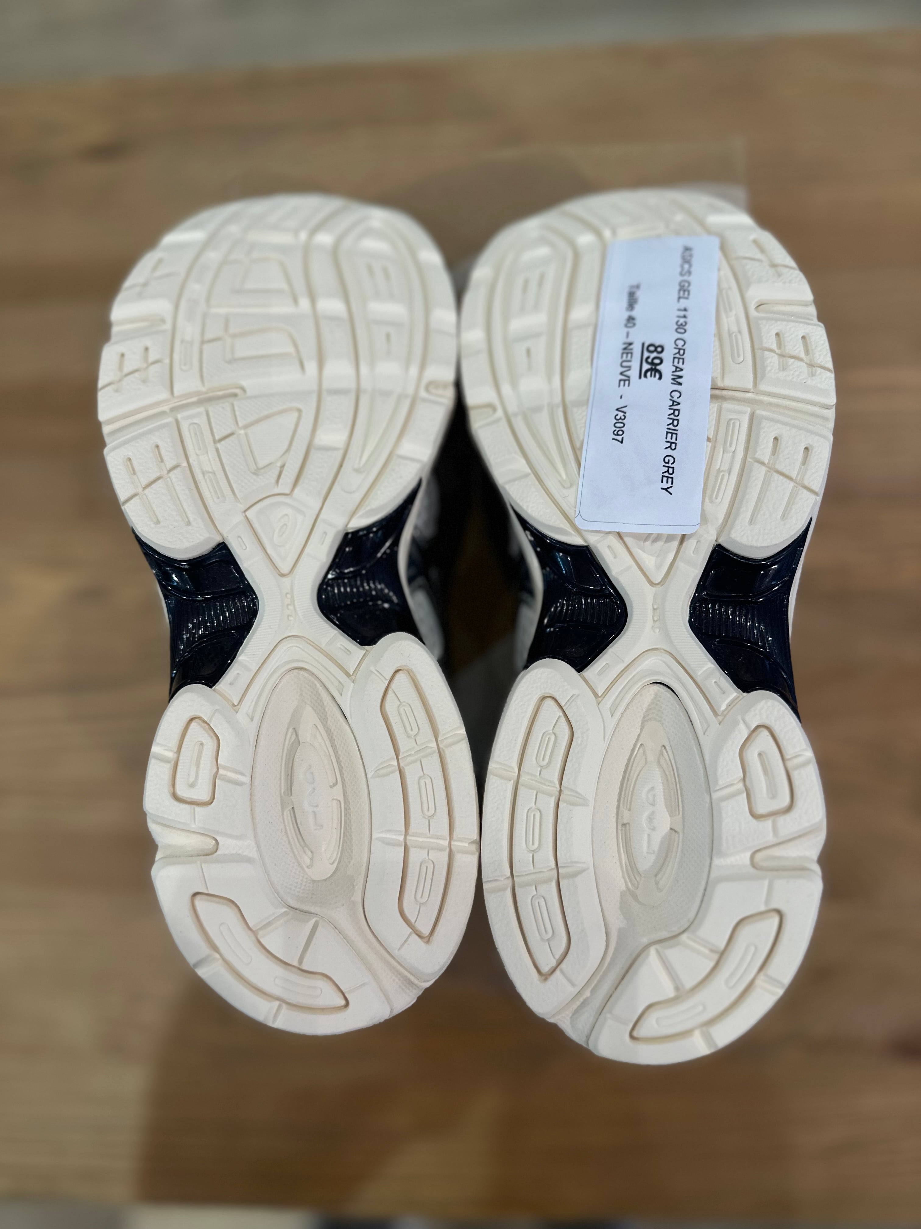 Asics gel 1130 cream carrier grey ( taille 40 )