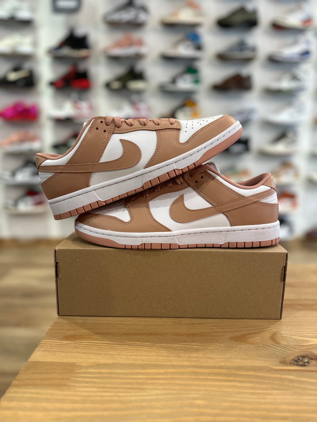 V2852 nike dunk rose whisper ( taille 44,5 )