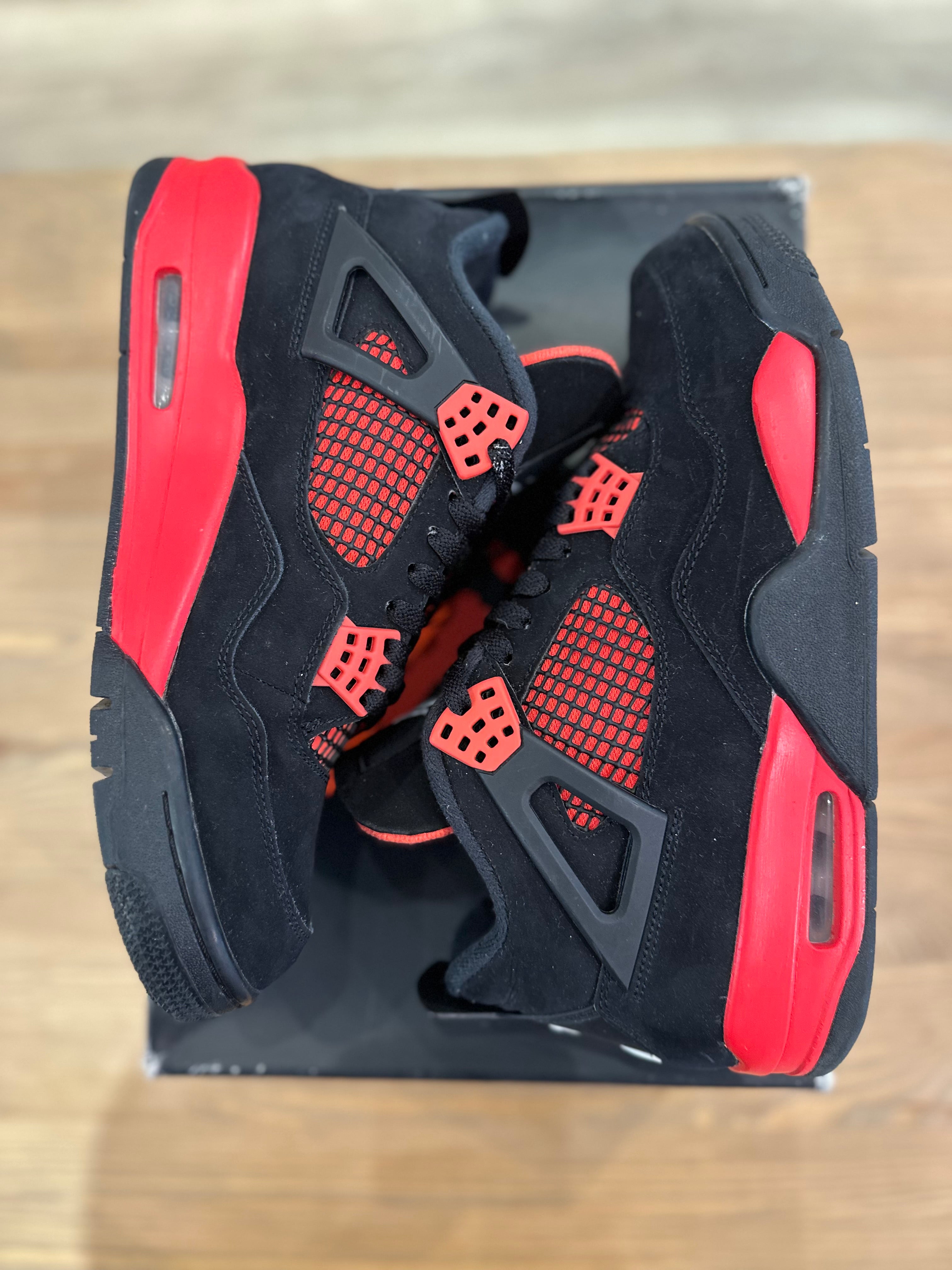 Nike Jordan 4 rétro red thunder ( taille 43 )