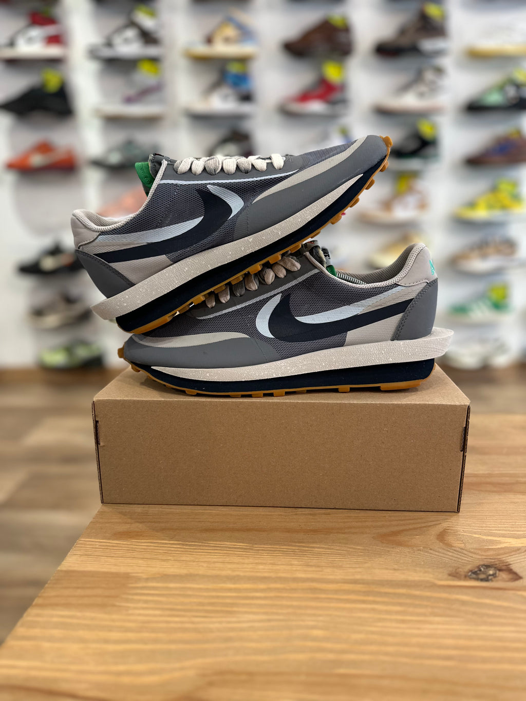 Nike ldwaffle sacai clot grey ( taille 43 )