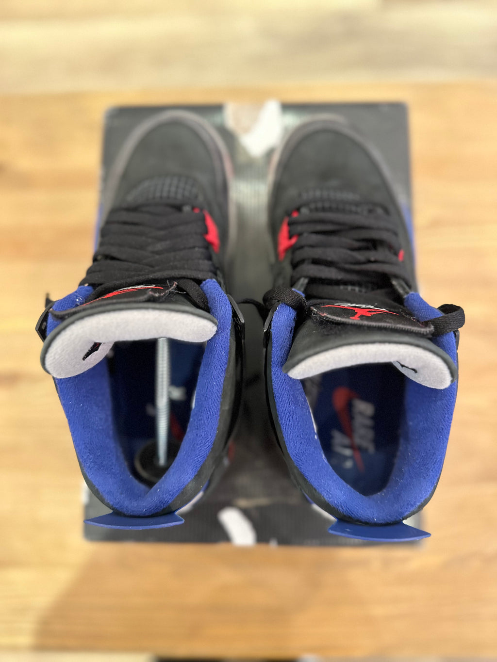 Nike Jordan 4 rétro rare air ( taille 43 )