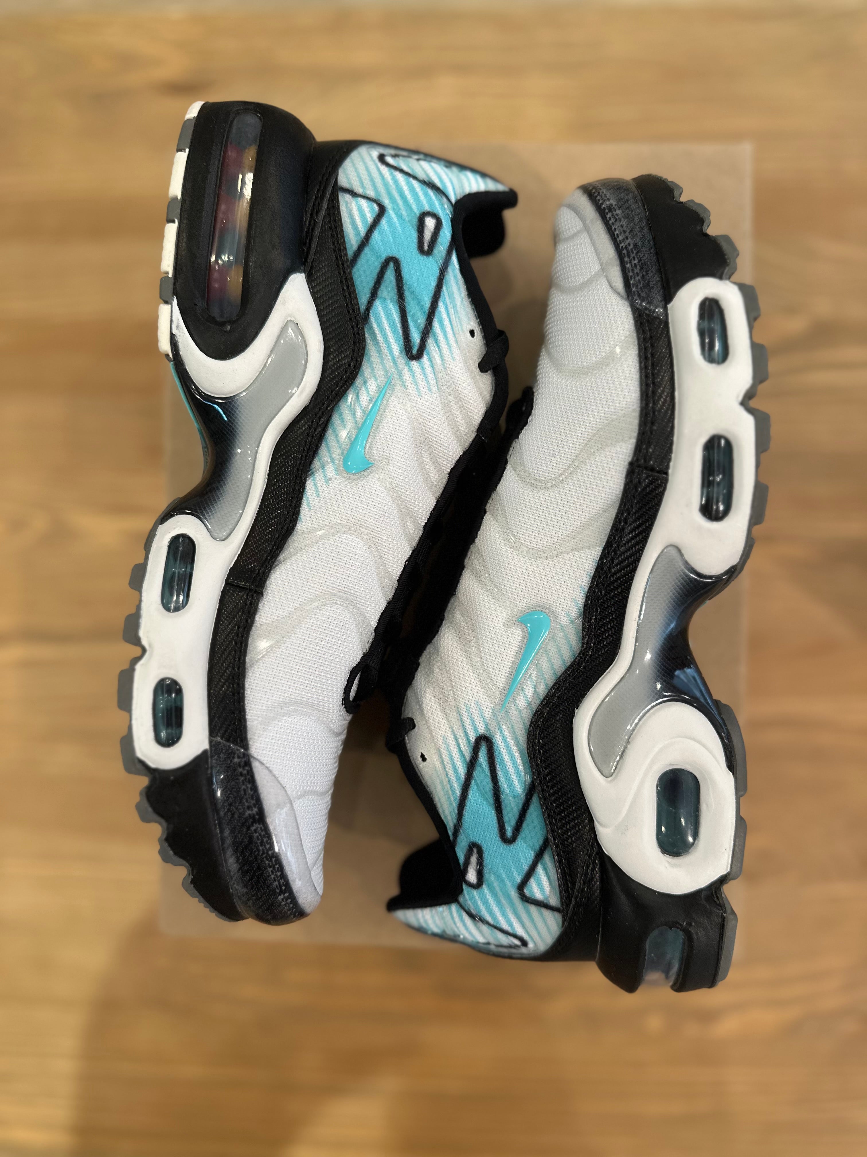Nike air Max plus hyper blue ( taille 38,5 )