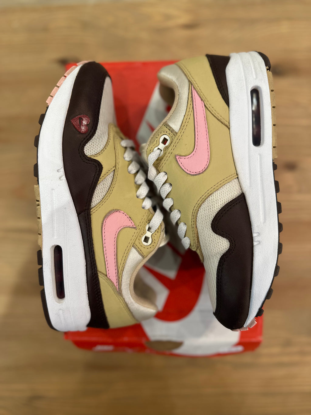 Nike air Max 1 valentines day