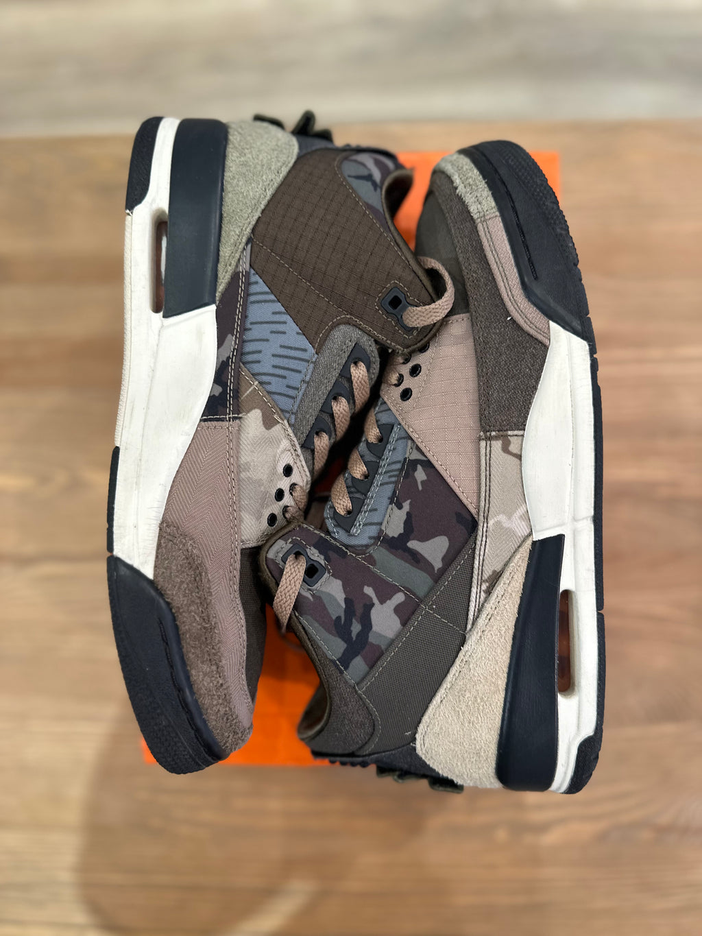 Nike Jordan 3 rétro patchwork ( taille 45 )