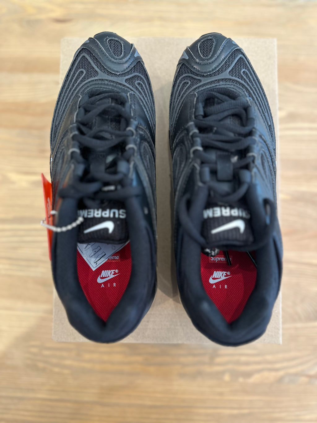 Nike air Max 98 supreme black ( taille 39 )
