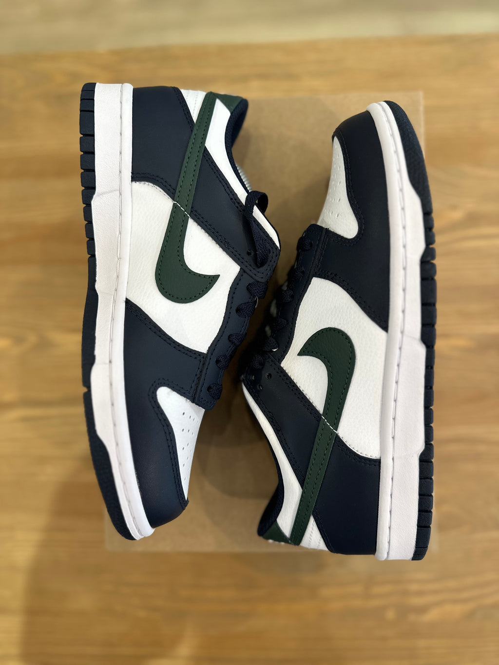 Nike dunk low obsidian ( taille 39 )