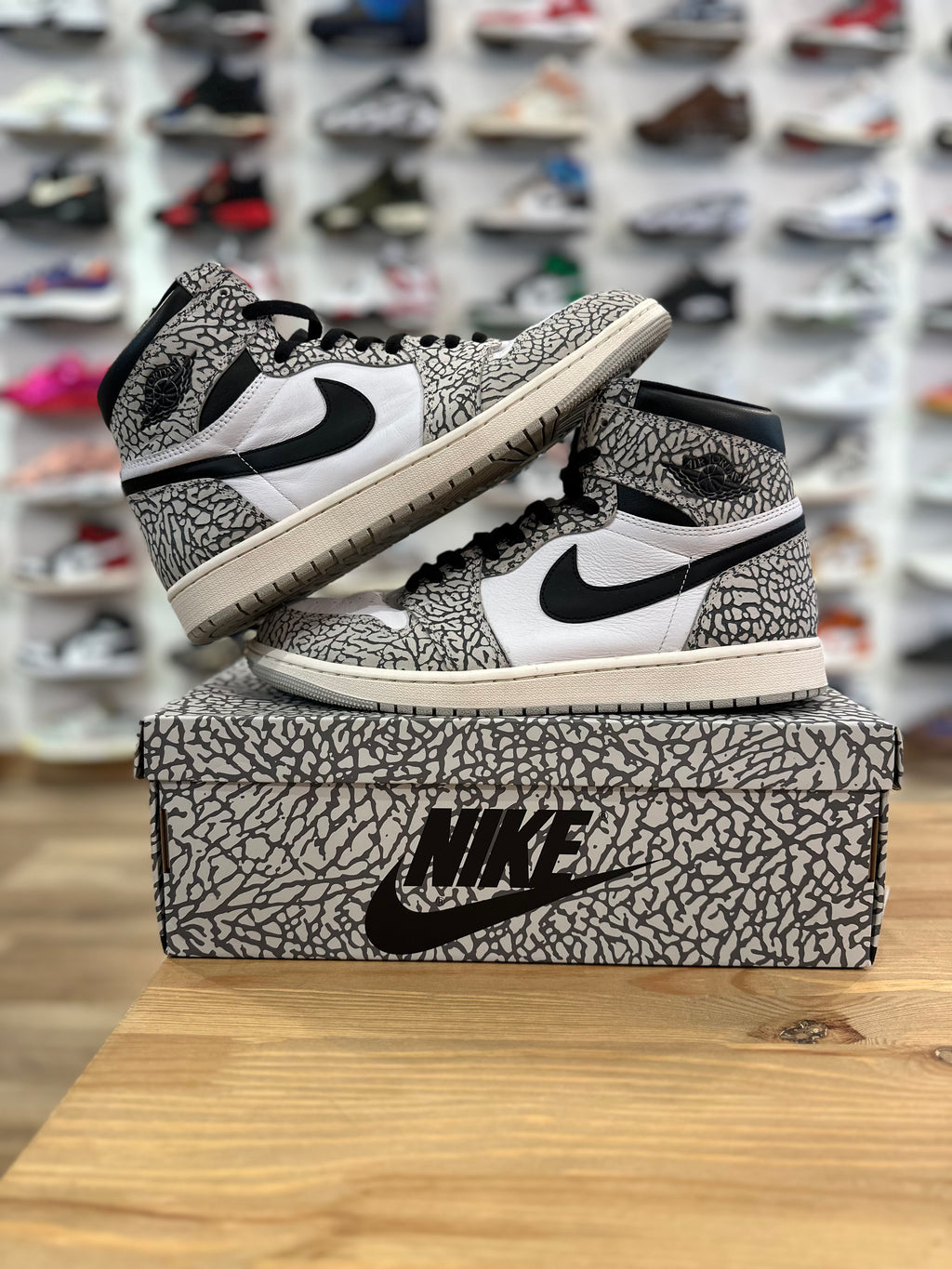 Nike Jordan 1 high White cément ( taille 47,5 )