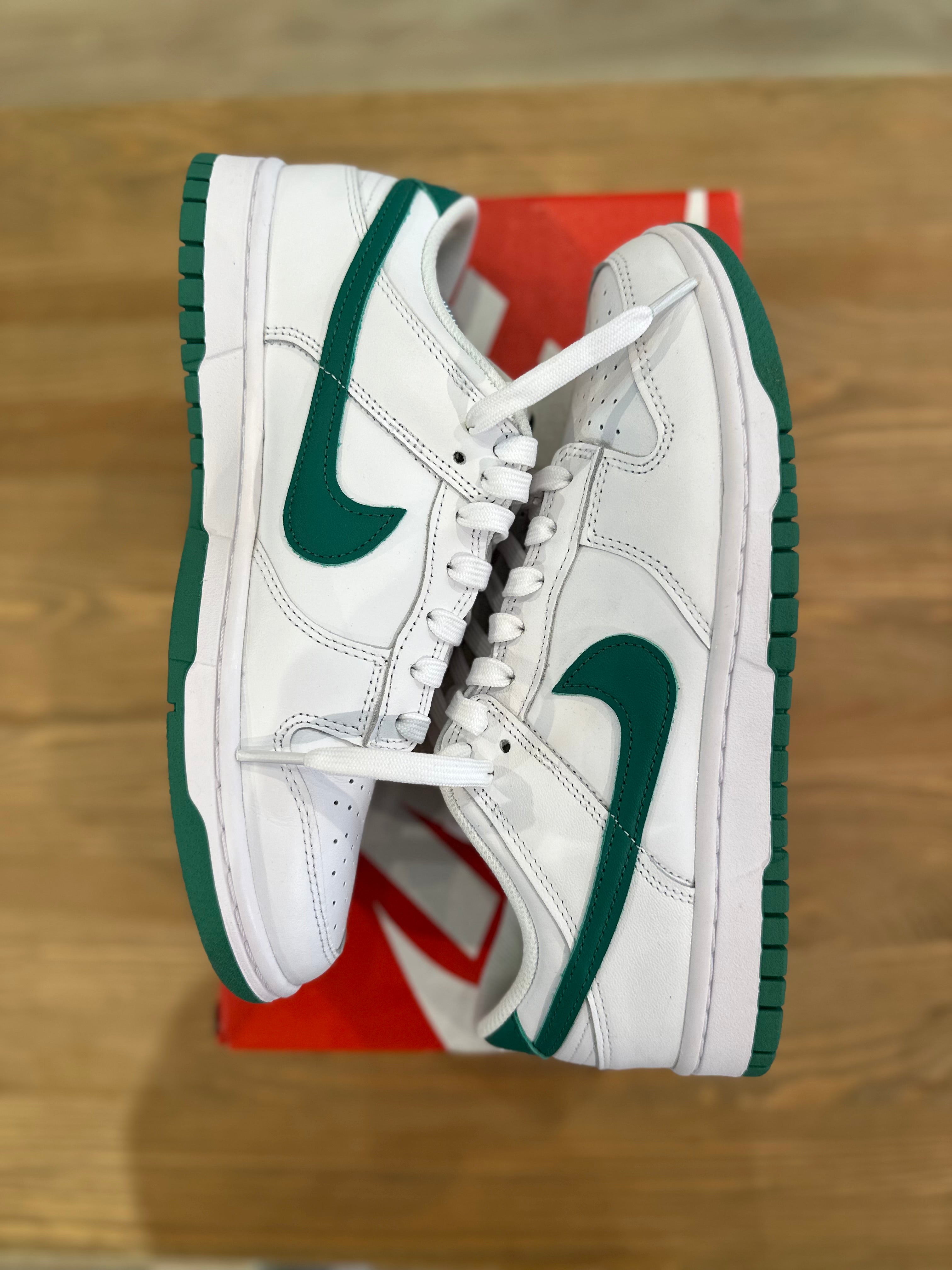 Nike dunk low Green noise ( taille 41 )