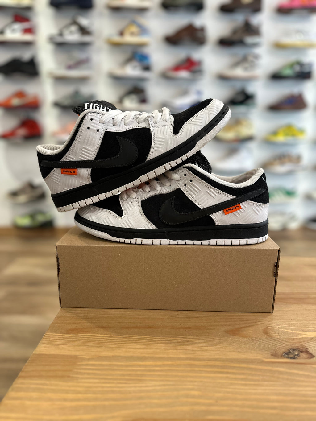 Nike sb dunk low tightbooth ( taille 44 )