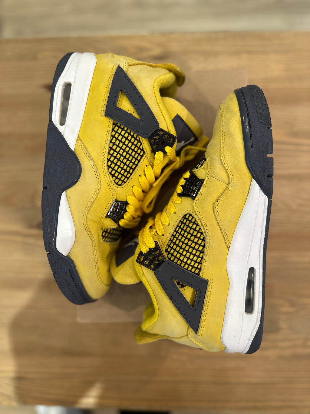 Nike Jordan 4 rétro Lightning