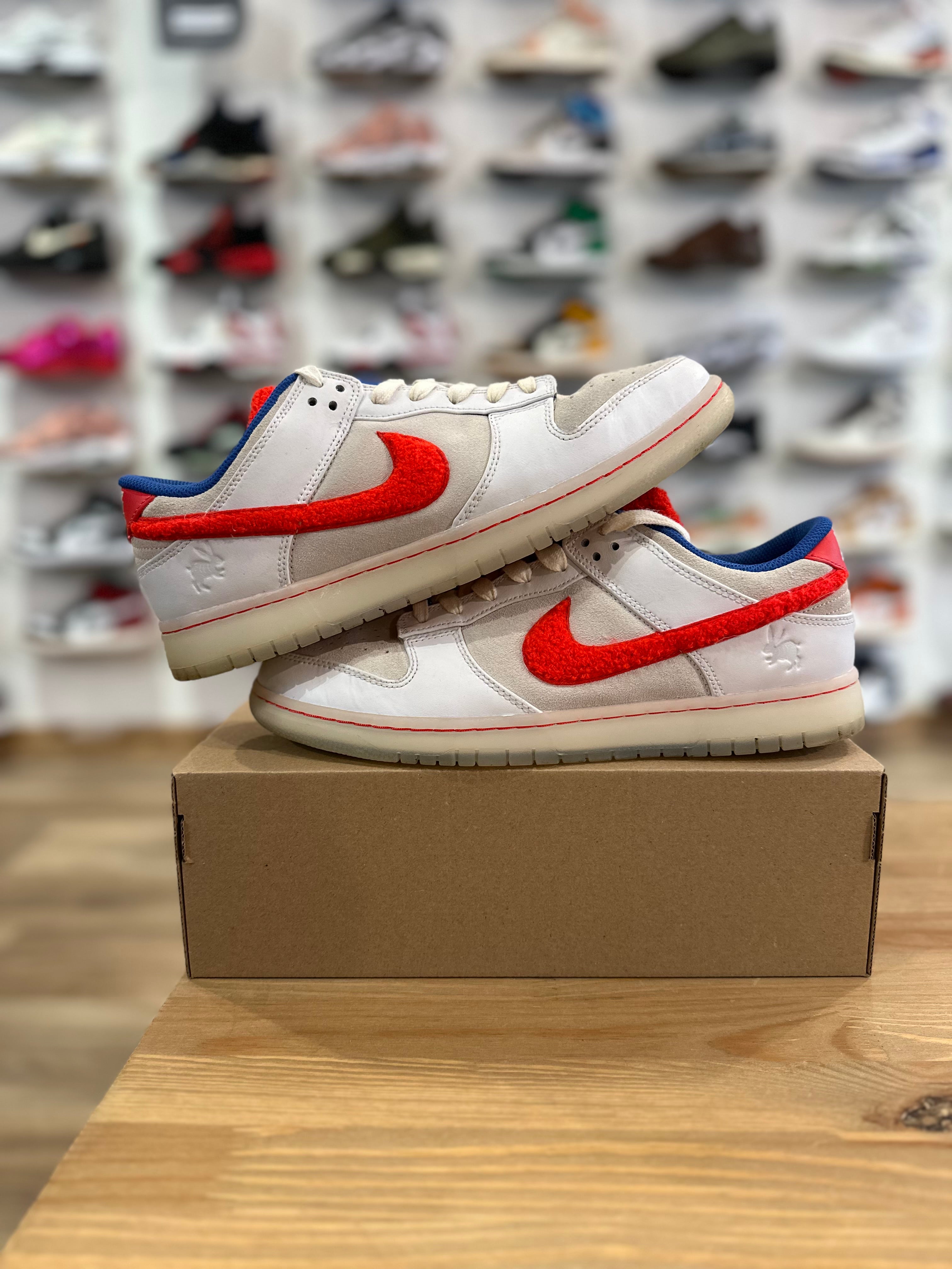 Nike dunk low year of the rabbit ( taille 44 )
