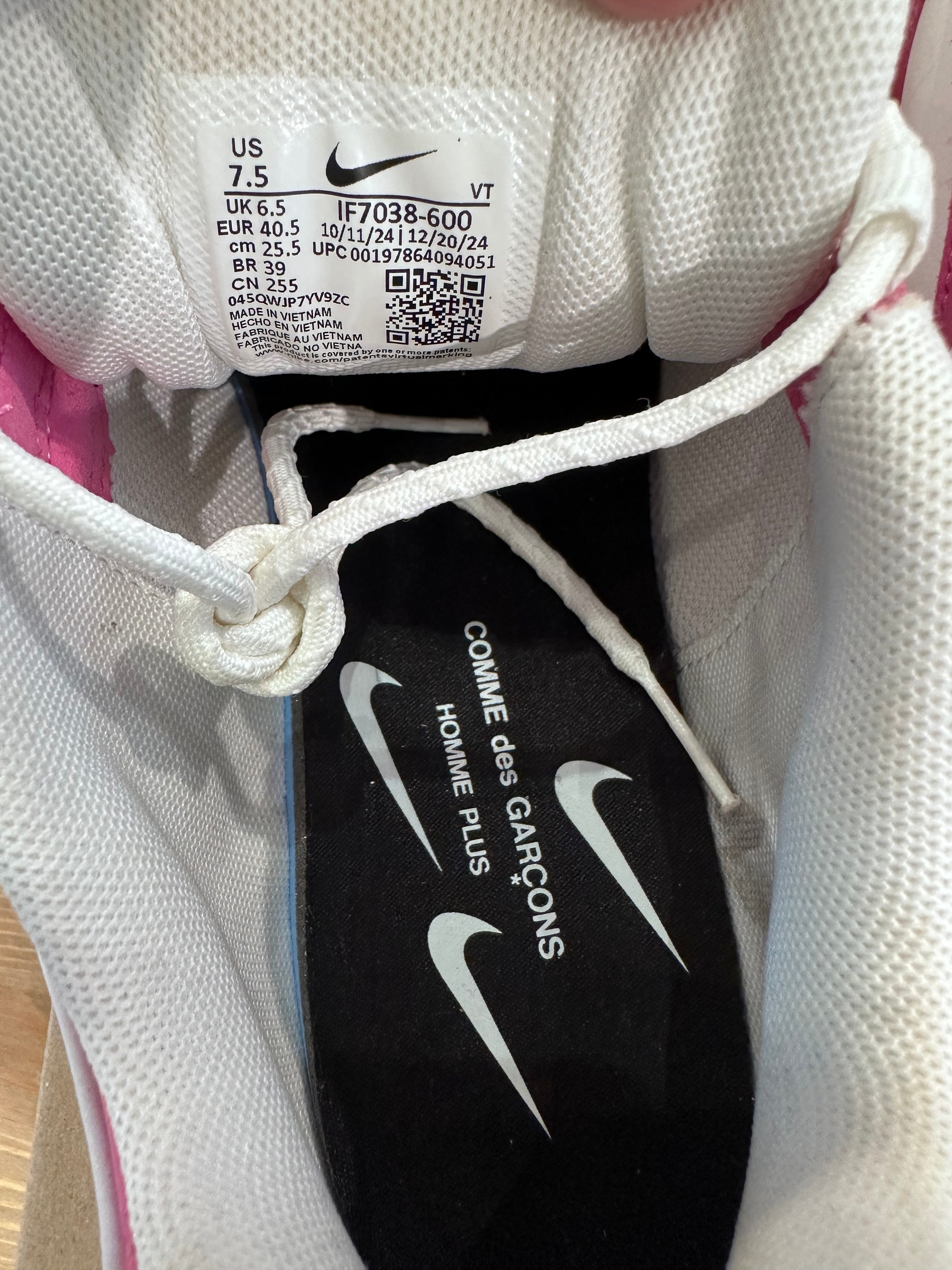 Nike sense 96 comme des garçons ( taille 40,5 )