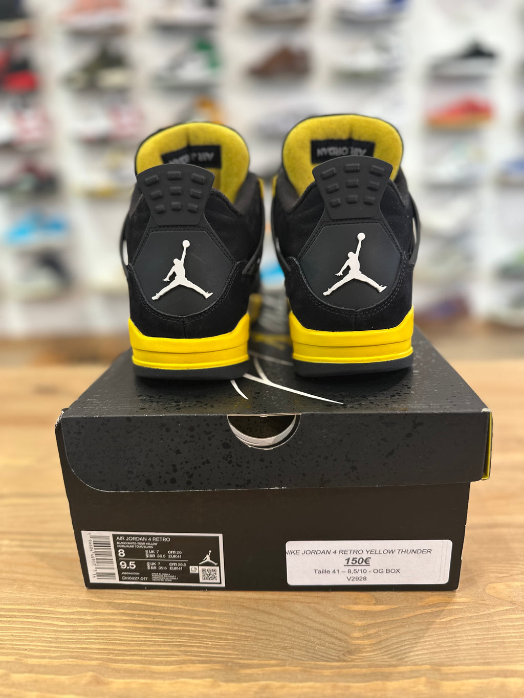 Nike Jordan 4 rétro yellow thunder ( taille 41 )