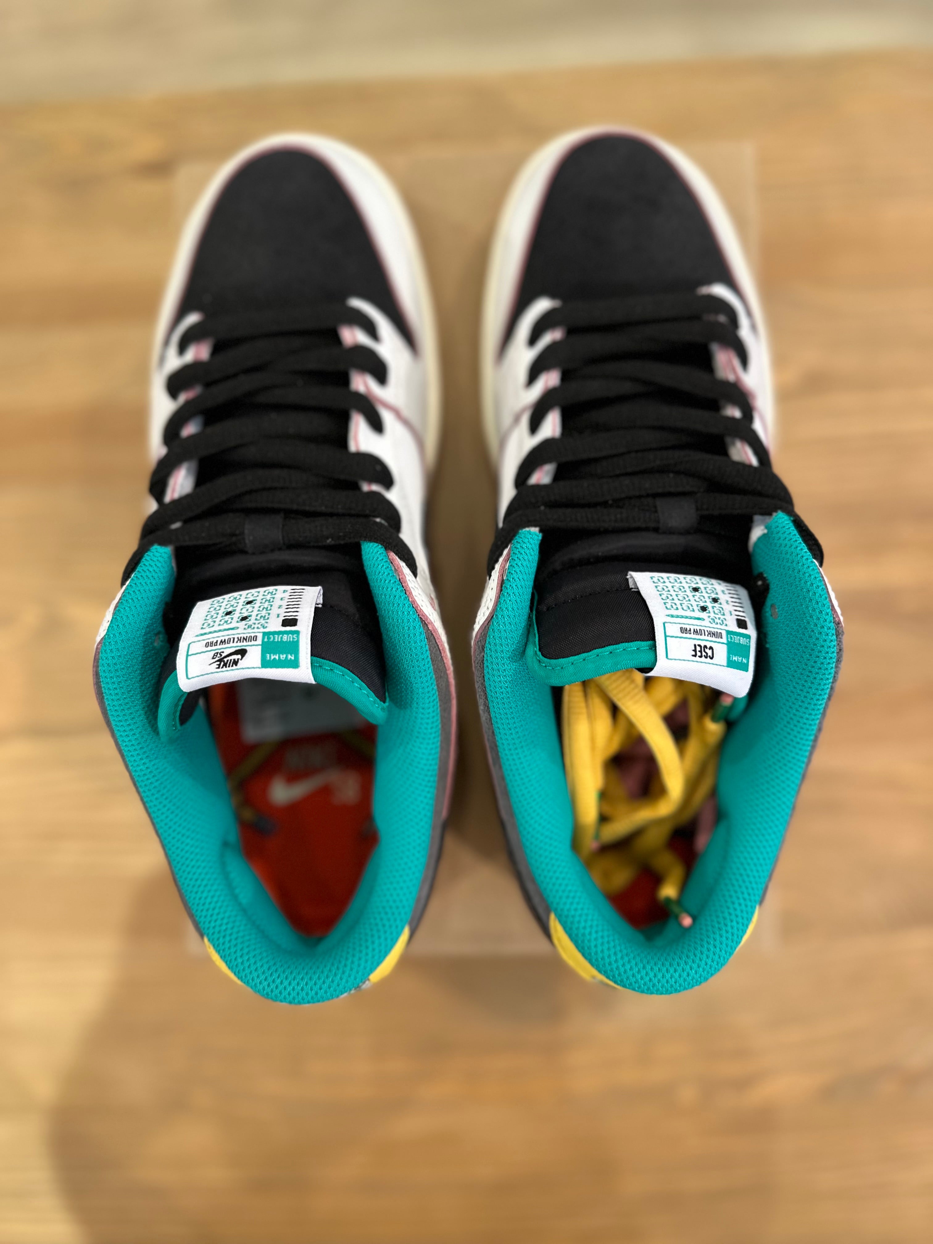 Nike sb dunk low csef ( taille 44 )
