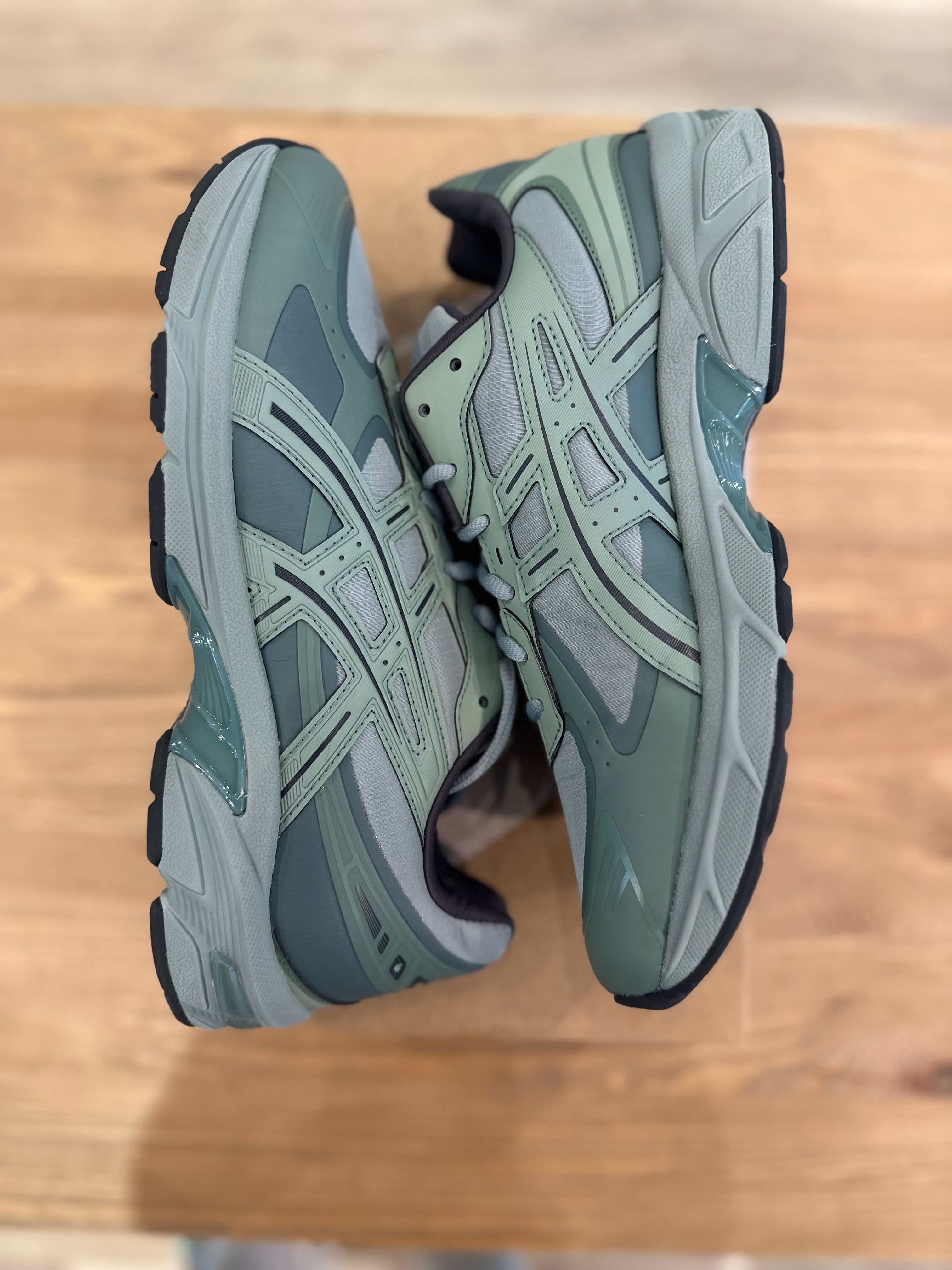 Asics gel 1130 slate grey ( taille 44 )