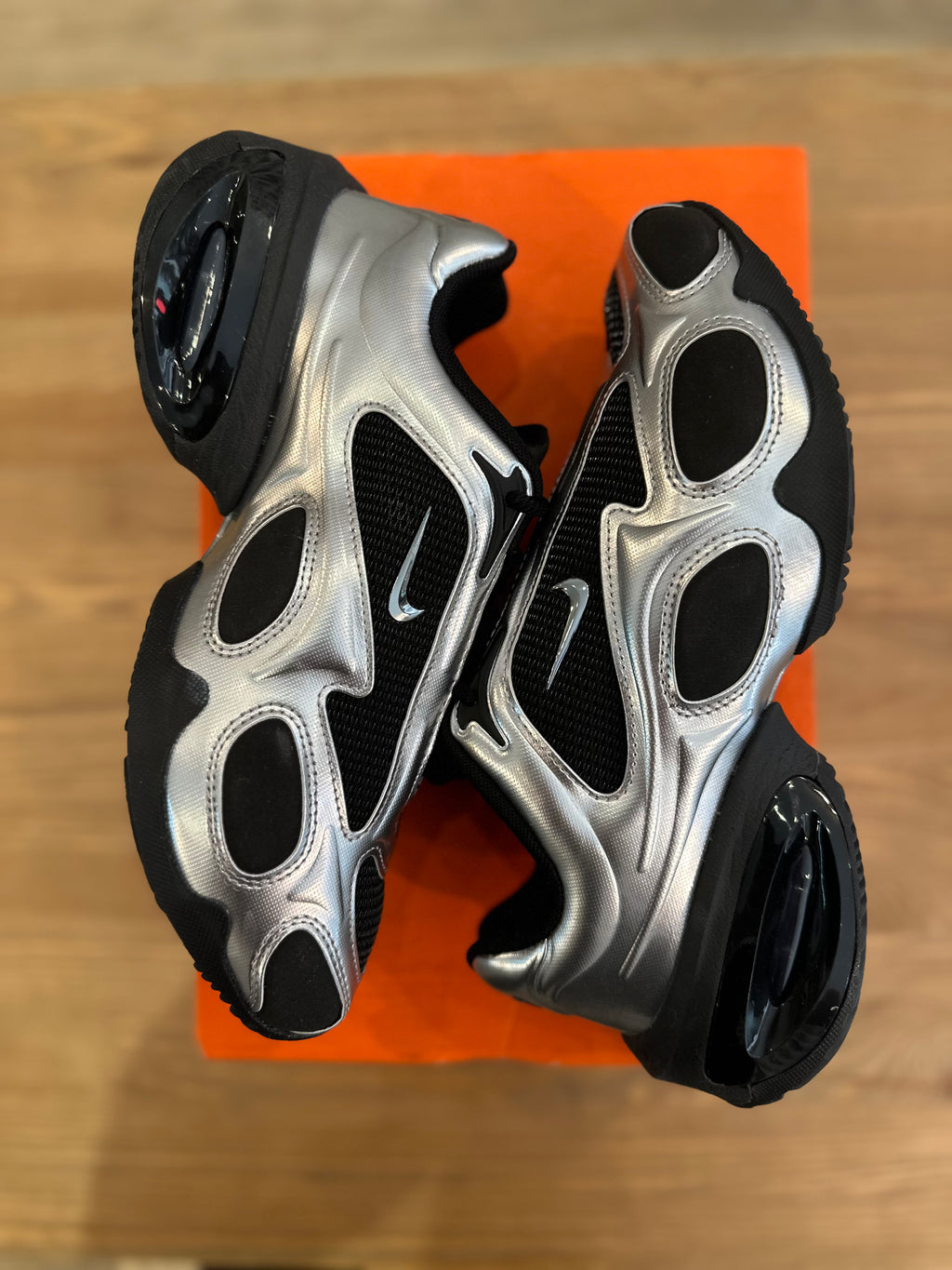 Nike air Max muse metallic Silver ( taille 39 )