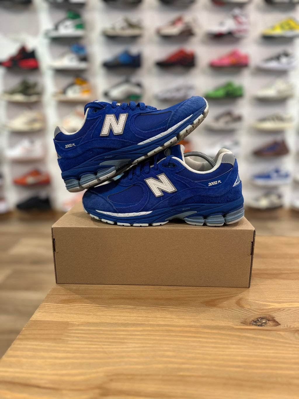 New balance 2002r blue navy ( taille 39,5 )