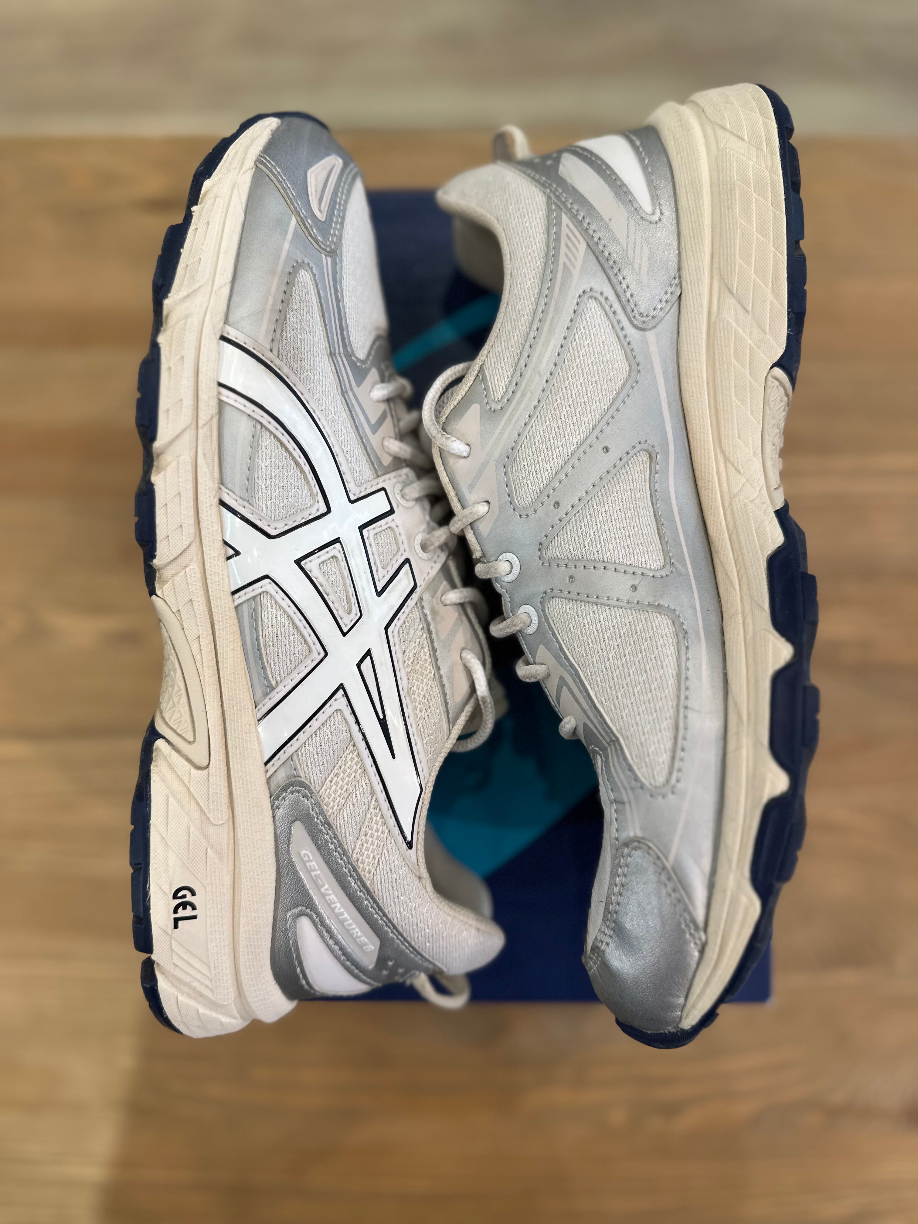 Asics gel venture 6 White ( taille 44 )