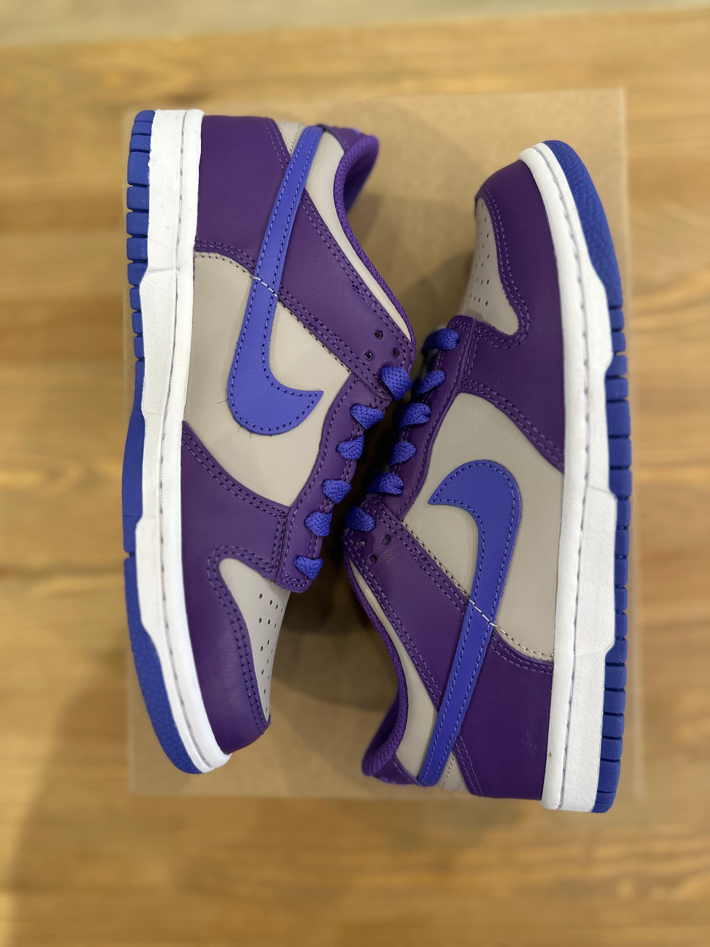 Nike dunk low Wild grape ( taille 36,5 )