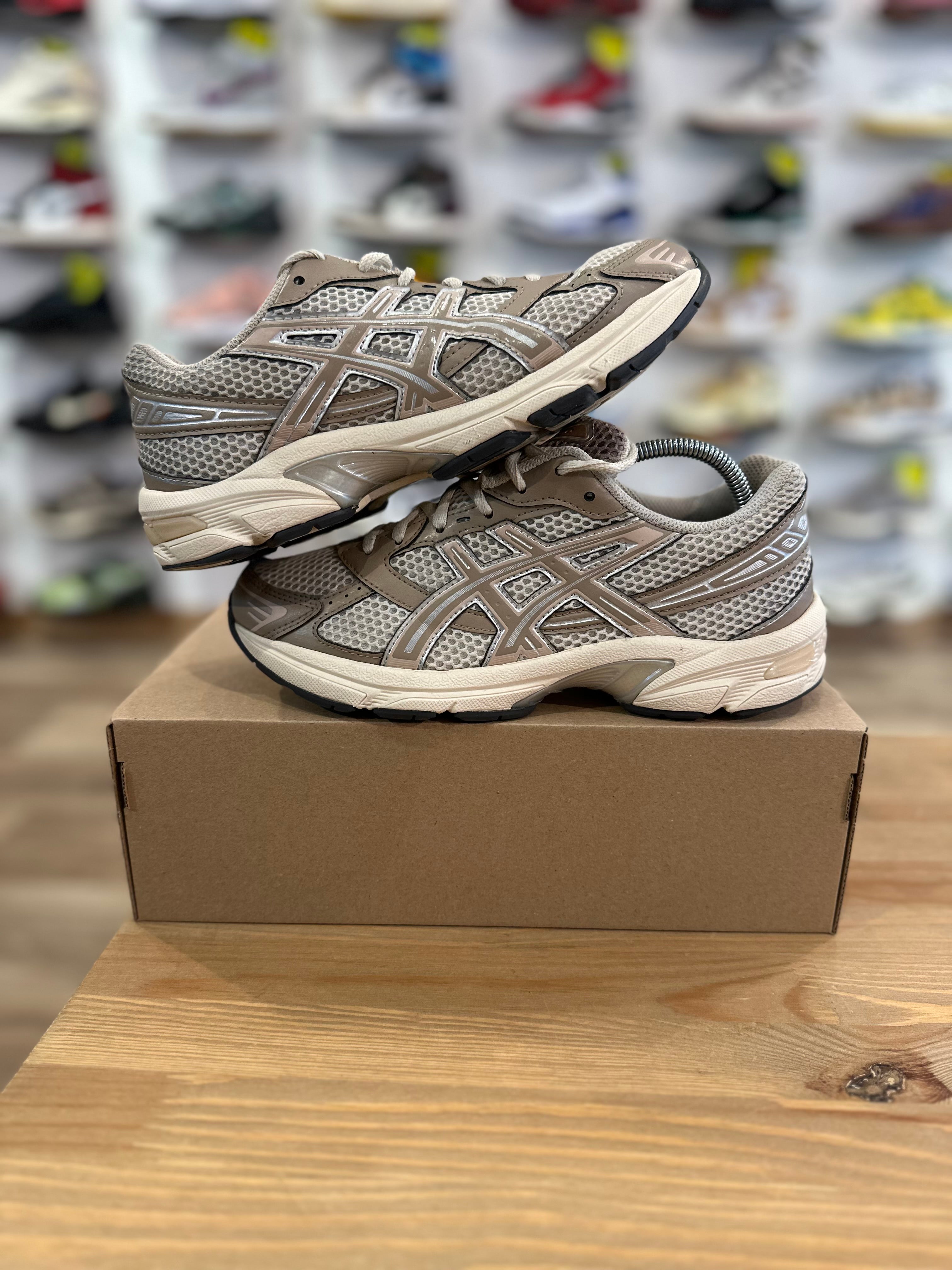Asics gel 1130 cream ( taille 39 )
